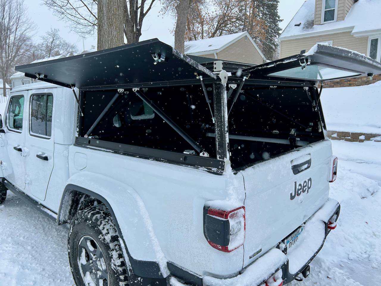 Jeep Gladiator Go Fast Camper Platform Topper IMG_1759