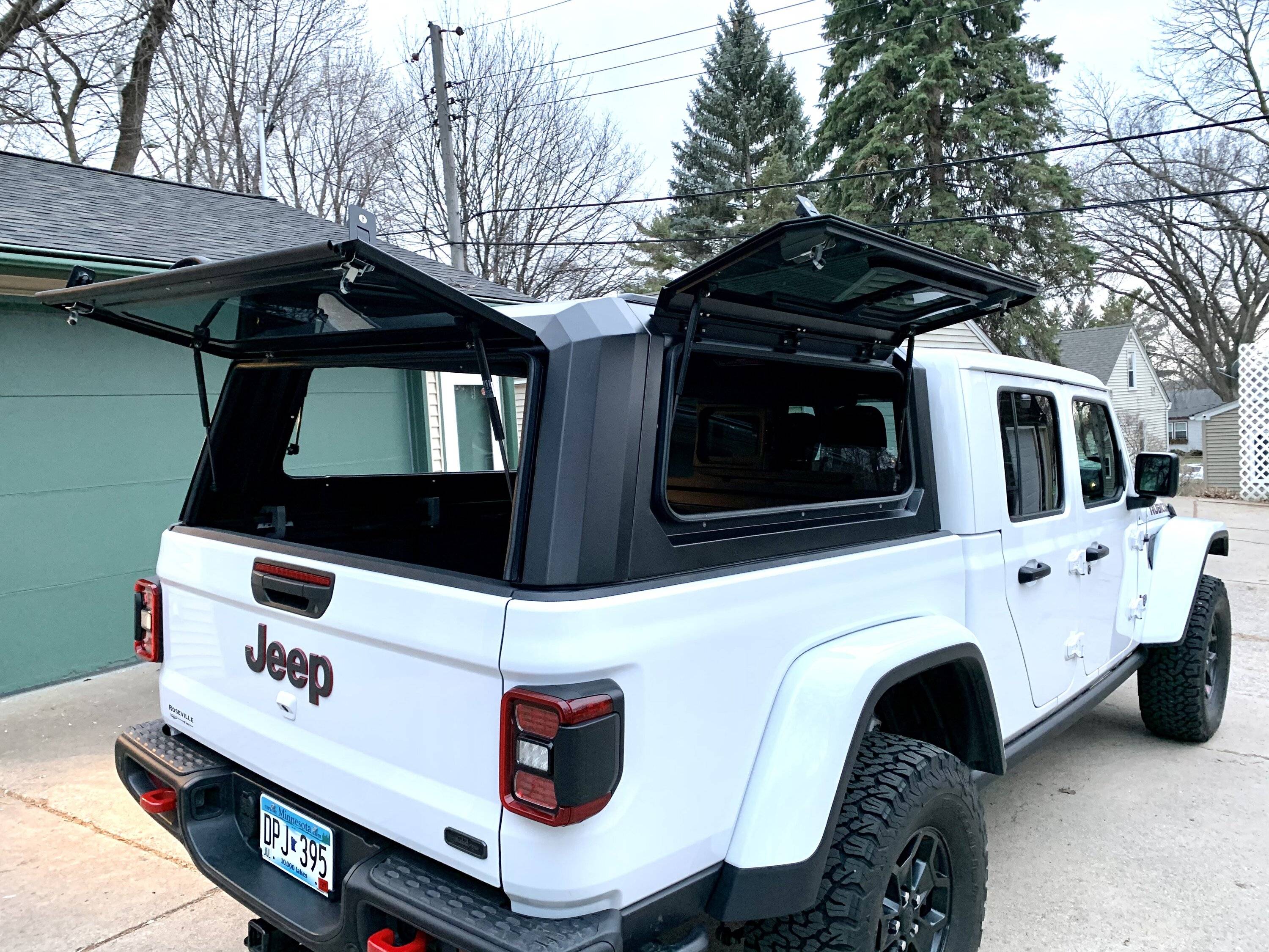 Jeep Gladiator Go Fast Camper Platform Topper IMG_7717