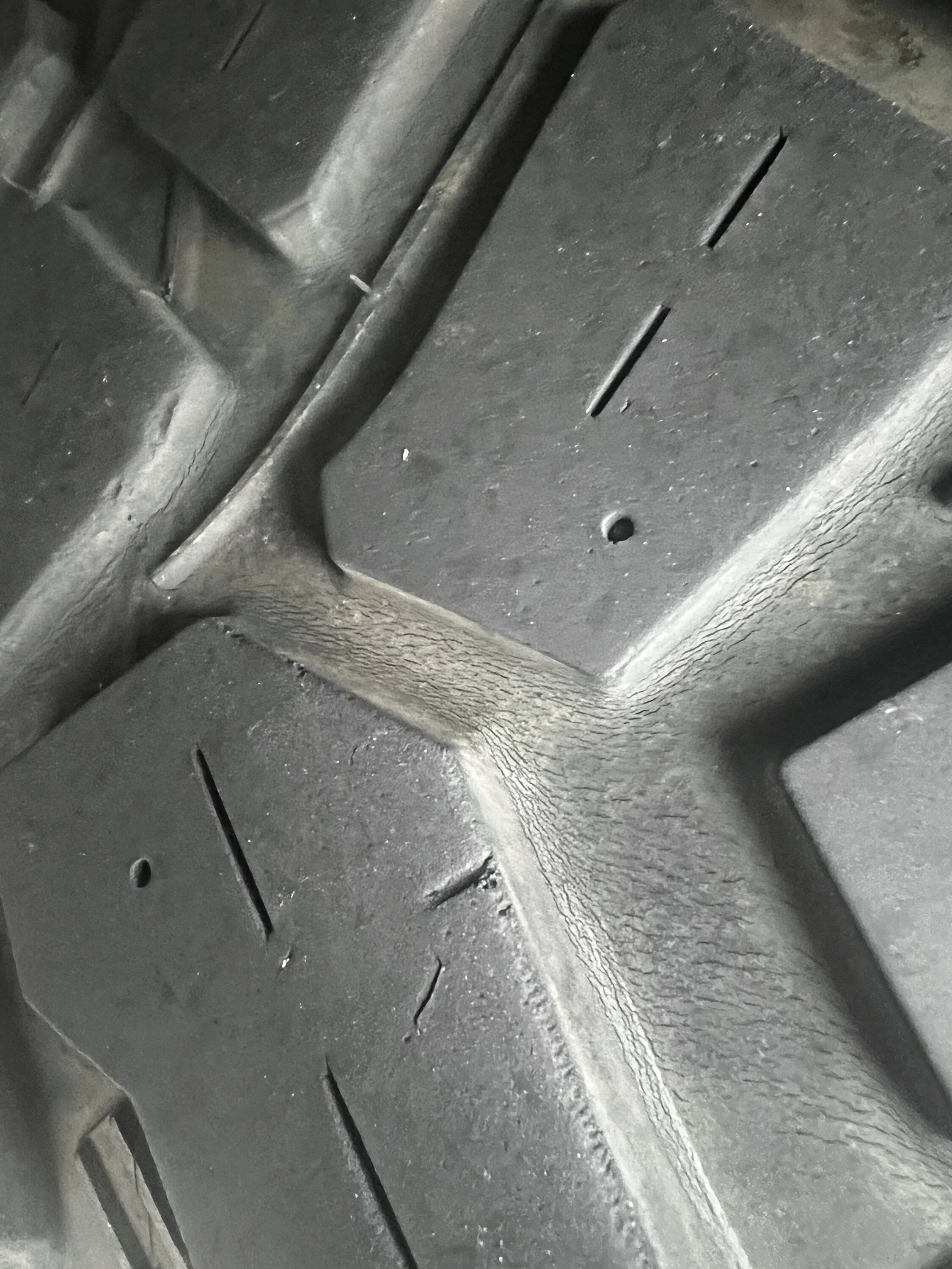 Jeep Gladiator Dry rotting tires FEDA05EB-5421-4F51-BE0B-33A4B30AFFDF