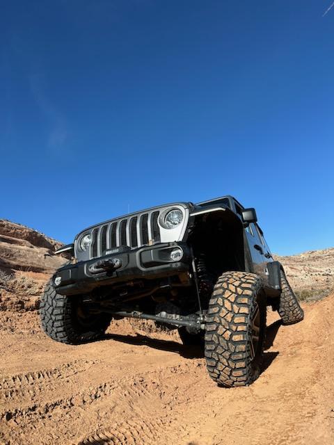 Jeep Gladiator 38s with a "2.5" lift IMG_20230204_170550