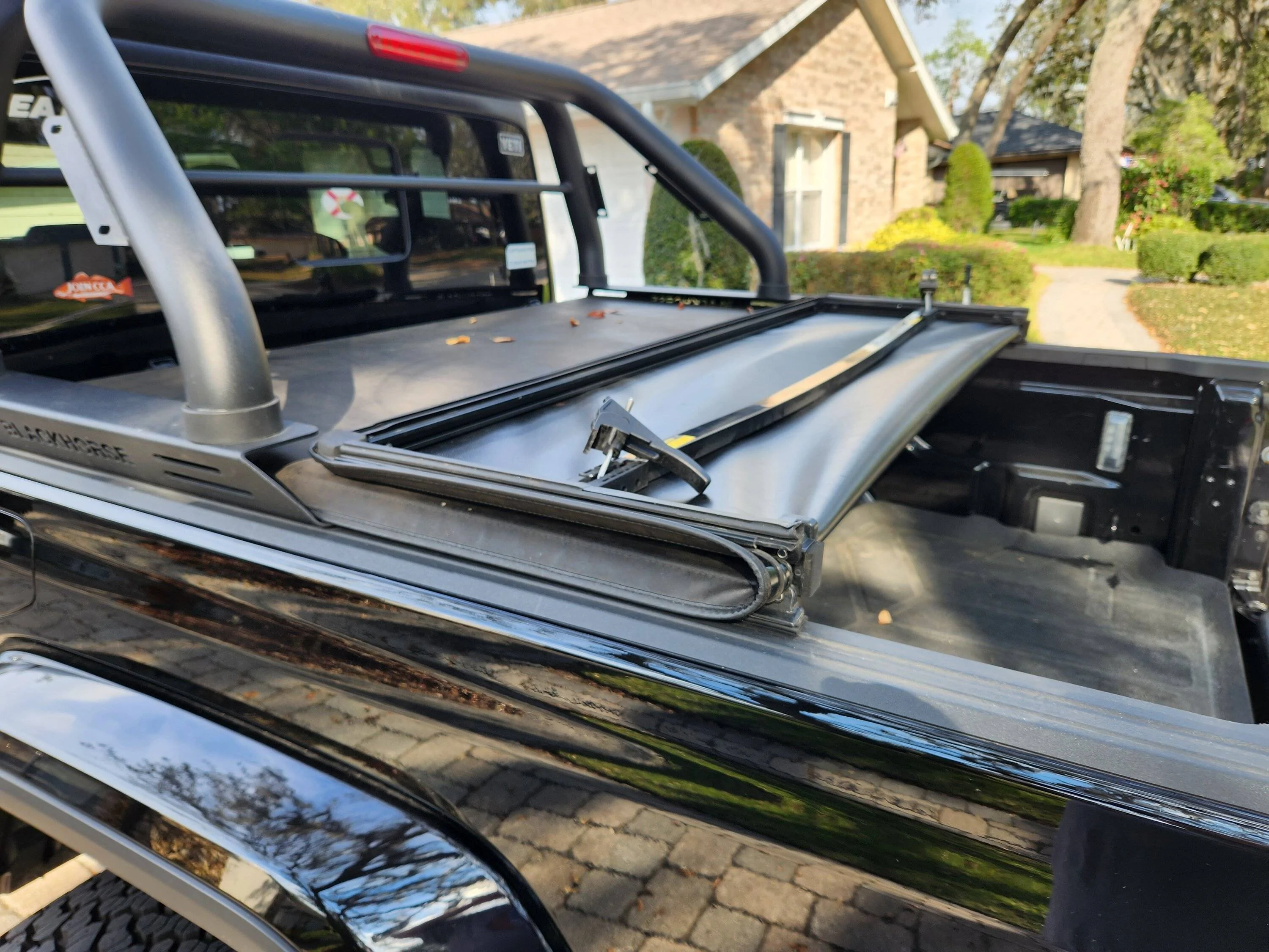 Jeep Gladiator What is this piece called? I saw one on a Gladiator and really liked the look. 20230225_153716