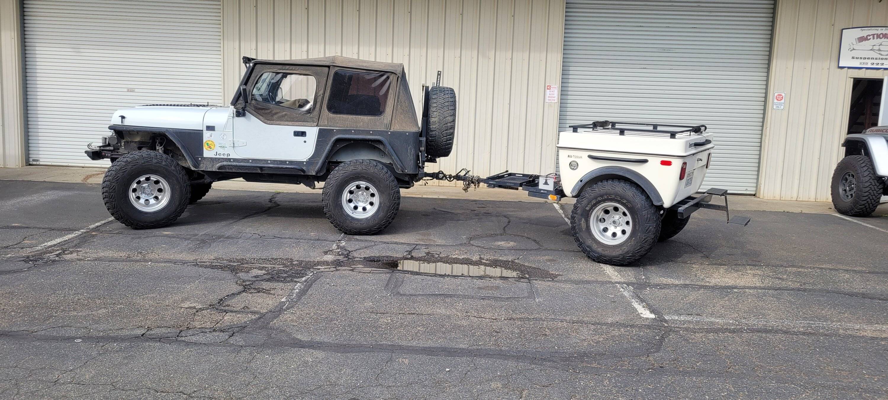 Jeep Gladiator 2001 Tentrax Acend Tent Trailer $5,000 20230218_142315