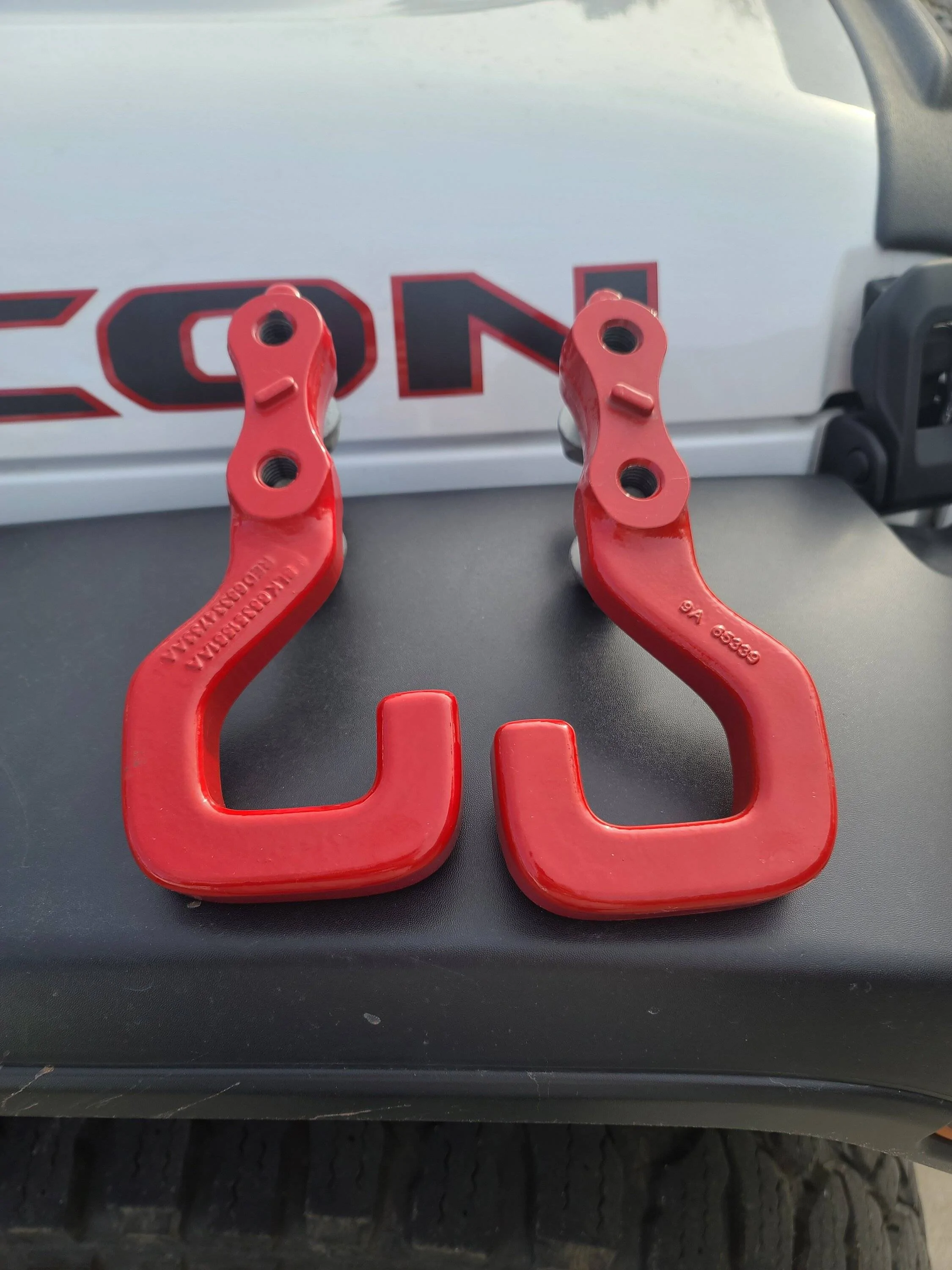 Jeep Gladiator Red Rubicon Rear Tow Hooks $55 Free shipping to lower 48 20230225_154744