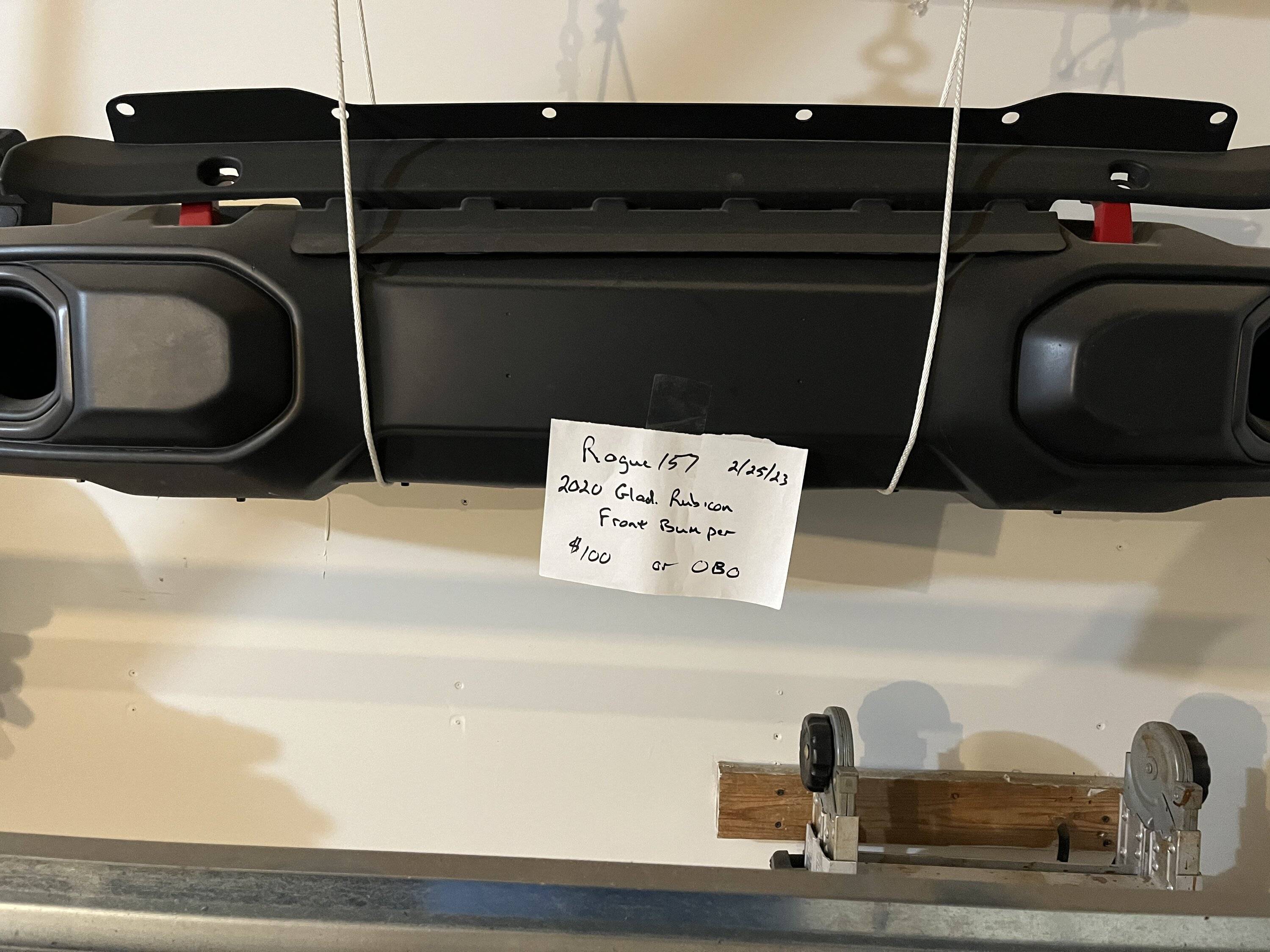 Jeep Gladiator Gladiator Part for sale SW Kansas area D4172743-5A42-4BAB-A63E-E5786C602259