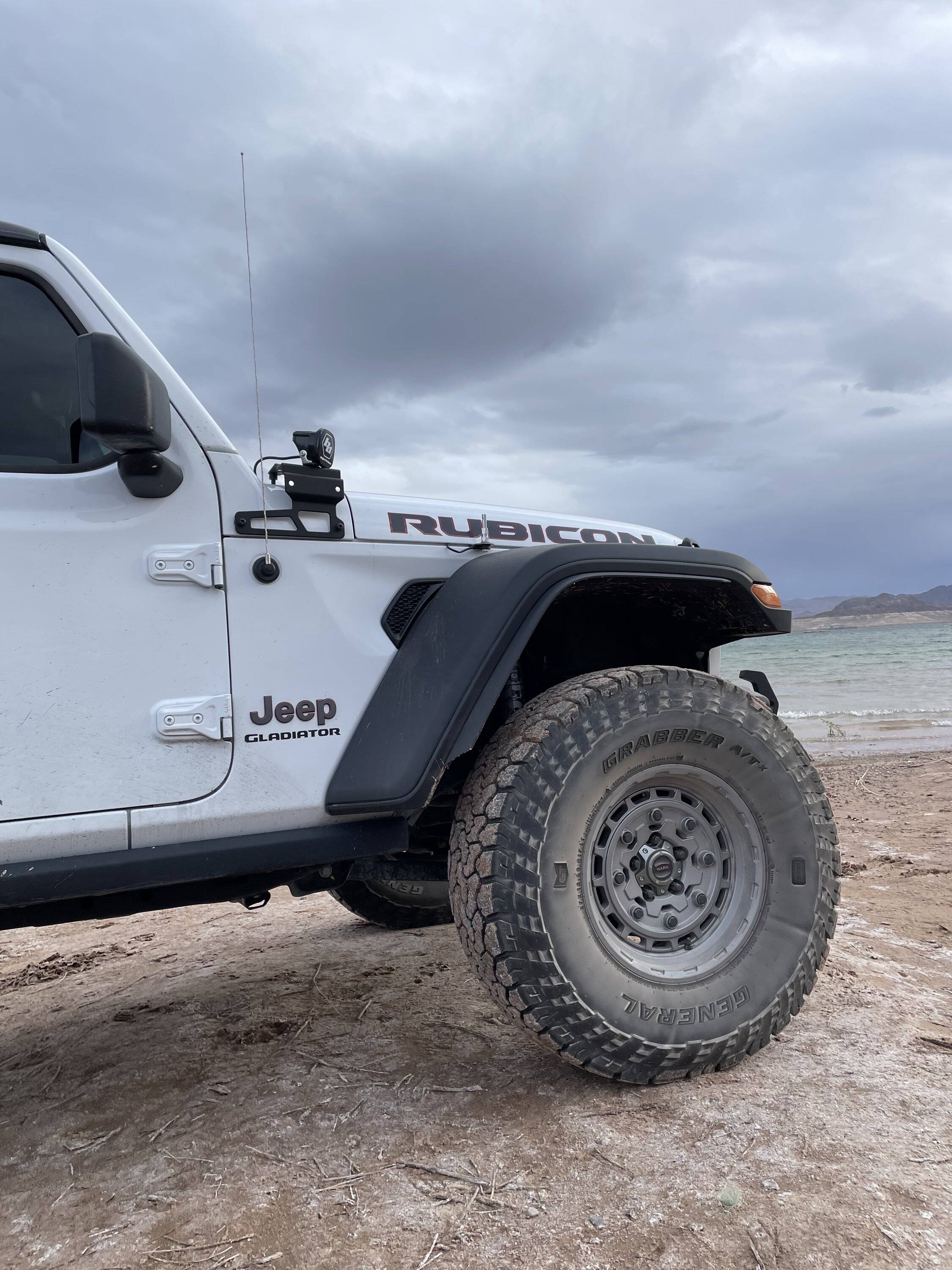 Jeep Gladiator Jefe’s Gladiator Rubicon EcoDiesel 0846028F-1A52-46C1-80CE-E11F5DE1587A