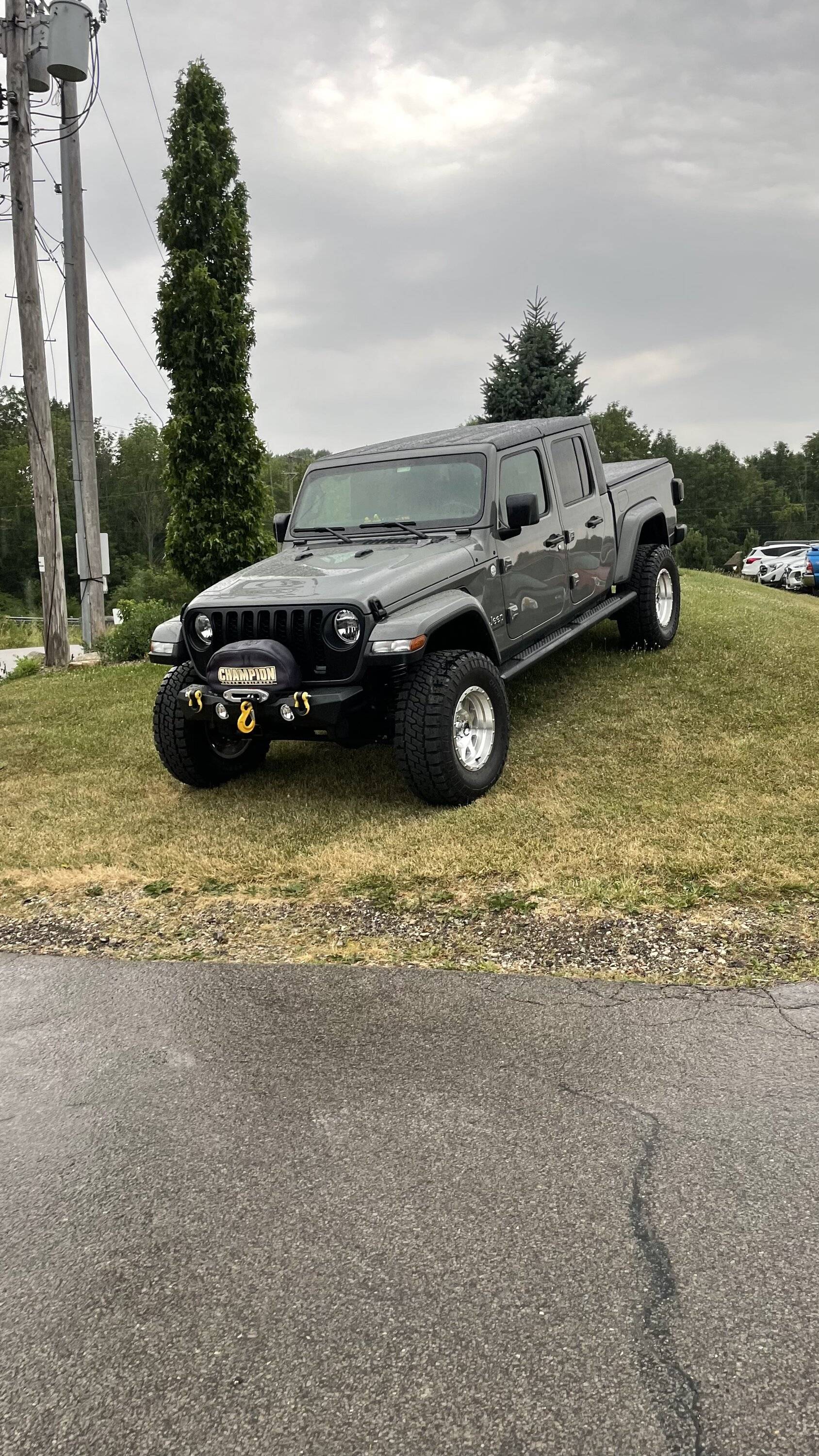 Jeep Gladiator Gladiators on 35s builds photos please! 343ED36F-8956-4F91-83C5-2A52C4609B11