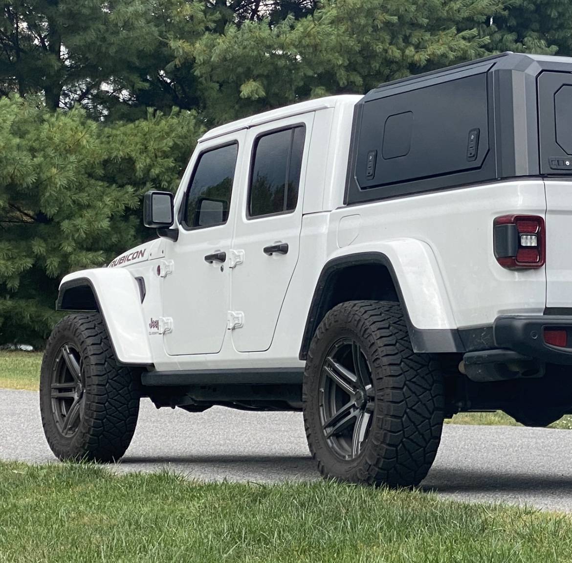 Jeep Gladiator WTT - My 20” Venomrex VR501 and 35” Nitto Ridge Grapplers for your stock Gladiator Rubicon/Mojave wheels and Tires + cash EC2D2EB1-B169-4E37-86E5-21B60BD70BD1