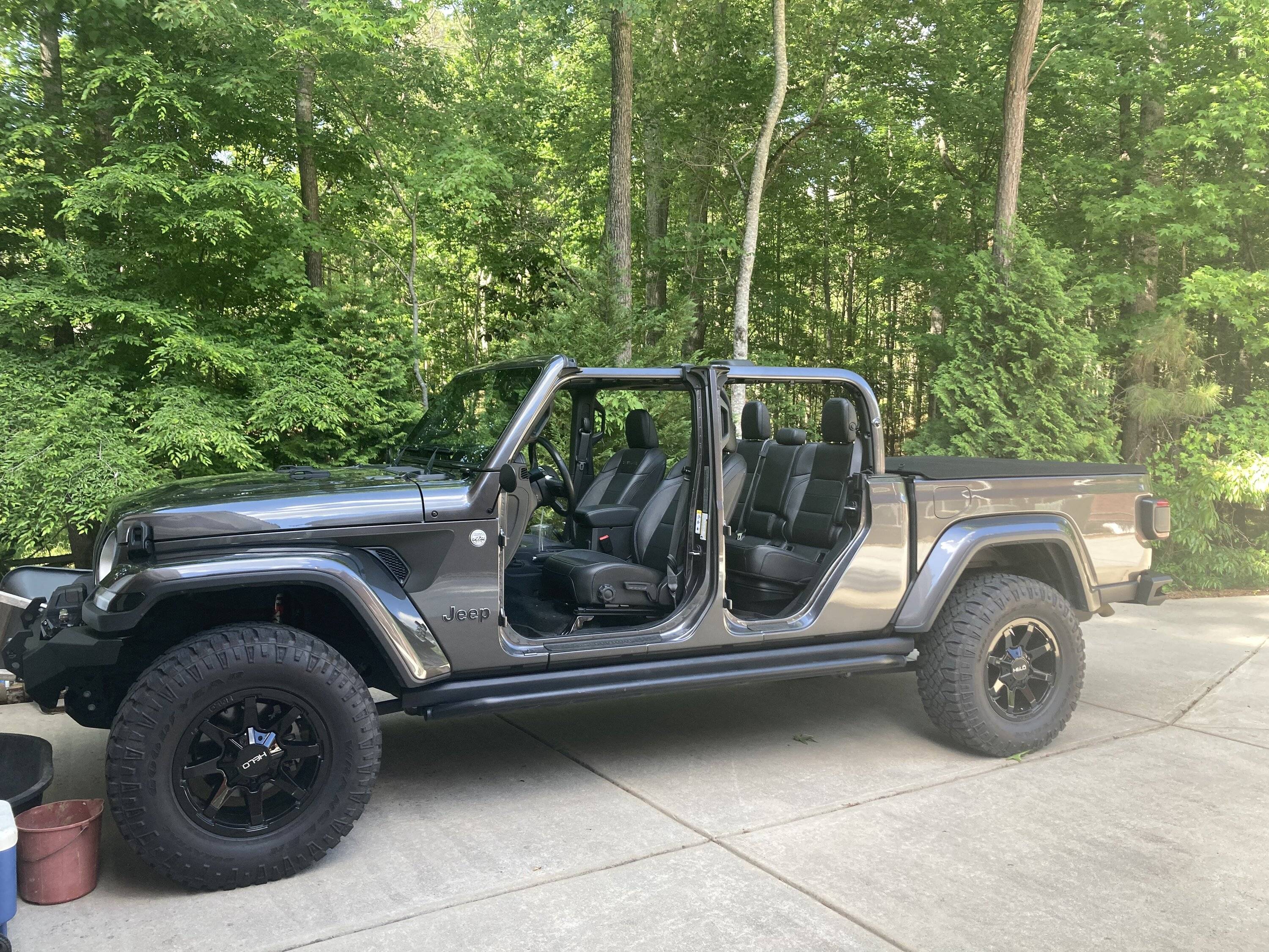 Jeep Gladiator Gladiators on 35s builds photos please! 9CF581A1-B98C-471C-BD93-DFB1DADF74D7