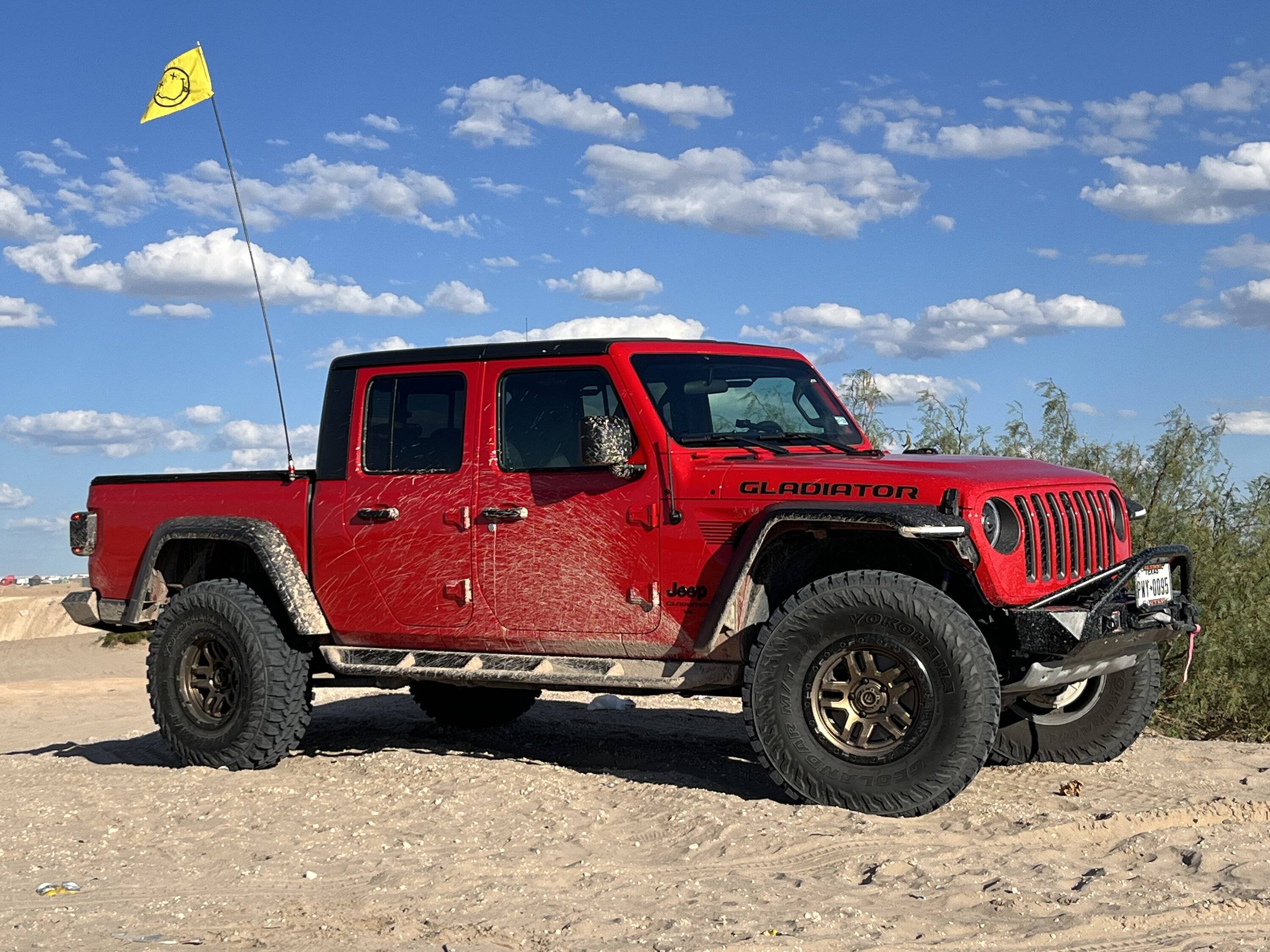 Jeep Gladiator Whip lights? IMG_5404.JPG
