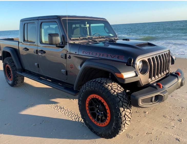 Jeep Gladiator Gladiators on 35s builds photos please! full water shot