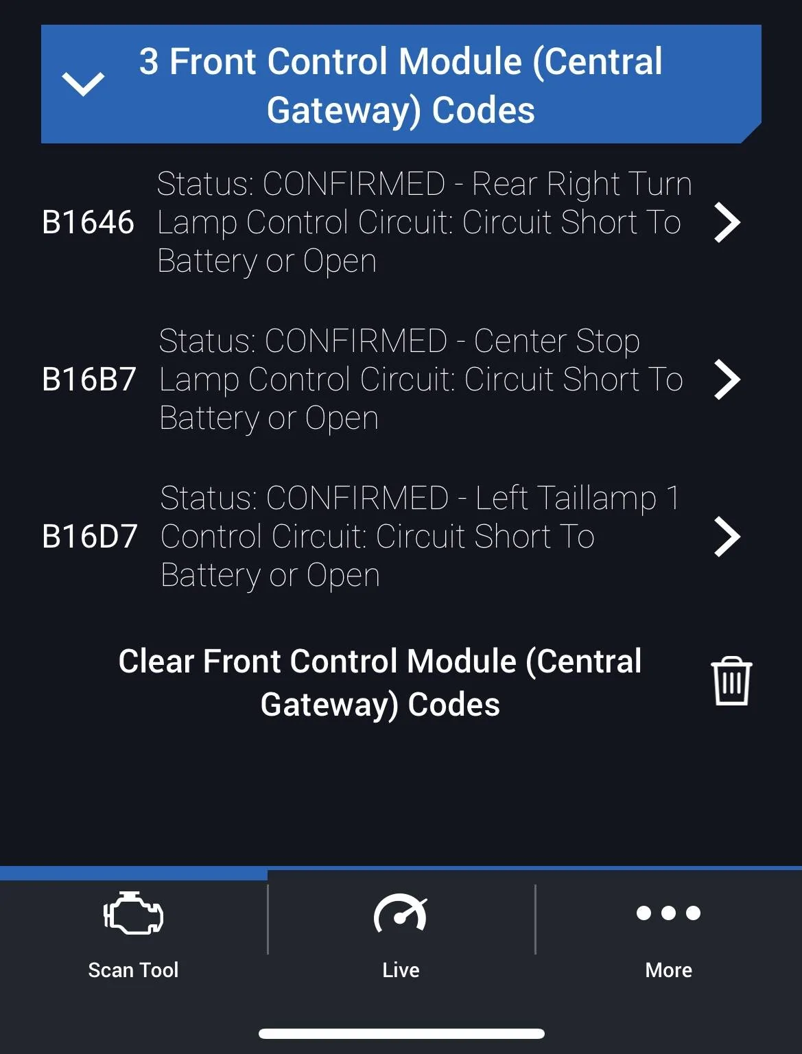 Jeep Gladiator Intermittent Right rear taillight message CBDF1349-25B2-4C11-9732-EBFE29793120