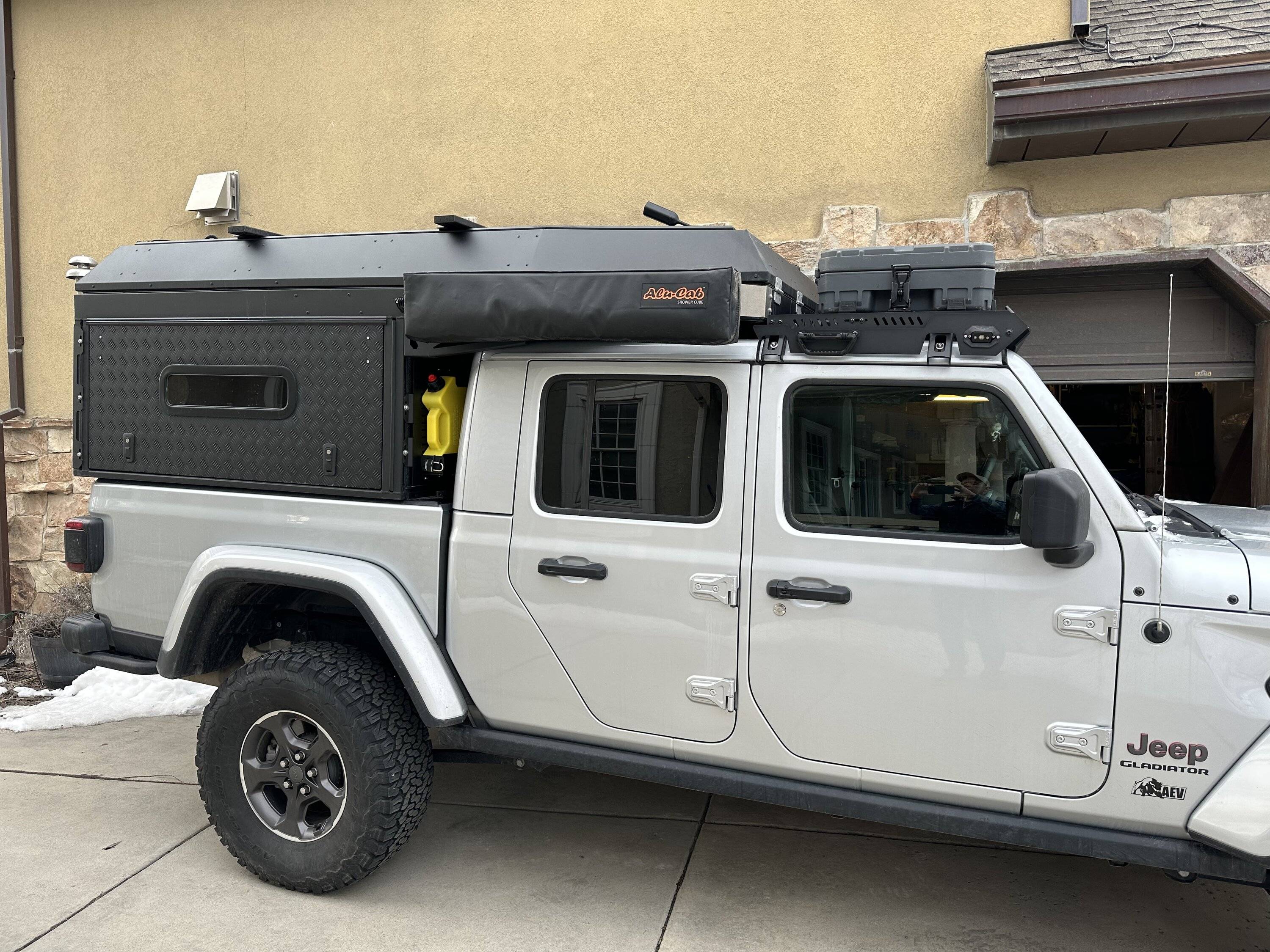 Jeep Gladiator Alu-Cab Canopy Camper Roll Call E4076F4B-E6C6-4F86-AA74-C7FF4DCE2BCB