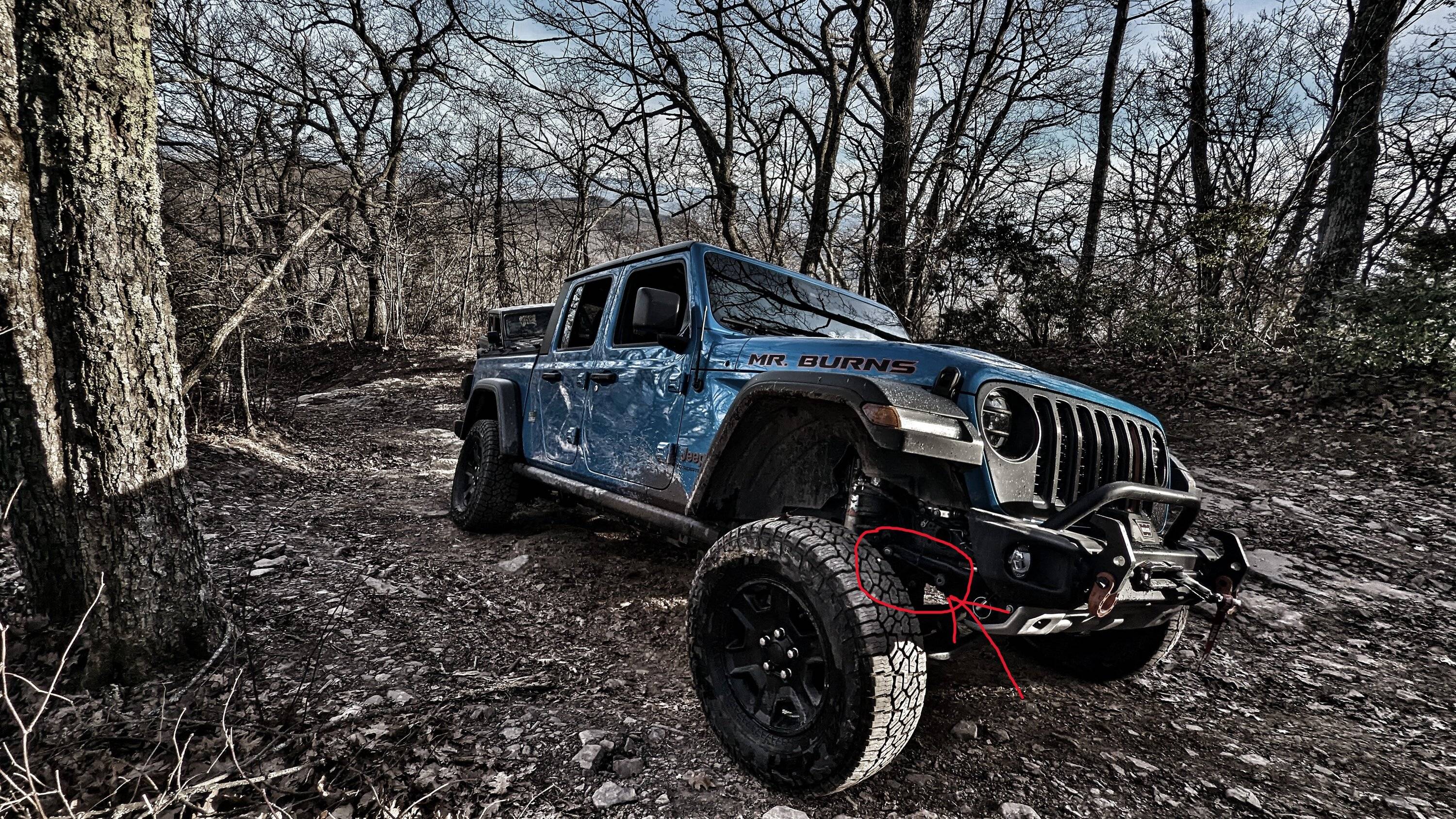 Jeep Gladiator What can a Mojave on 35s NOT do? PXL_20221126_201549164_edited