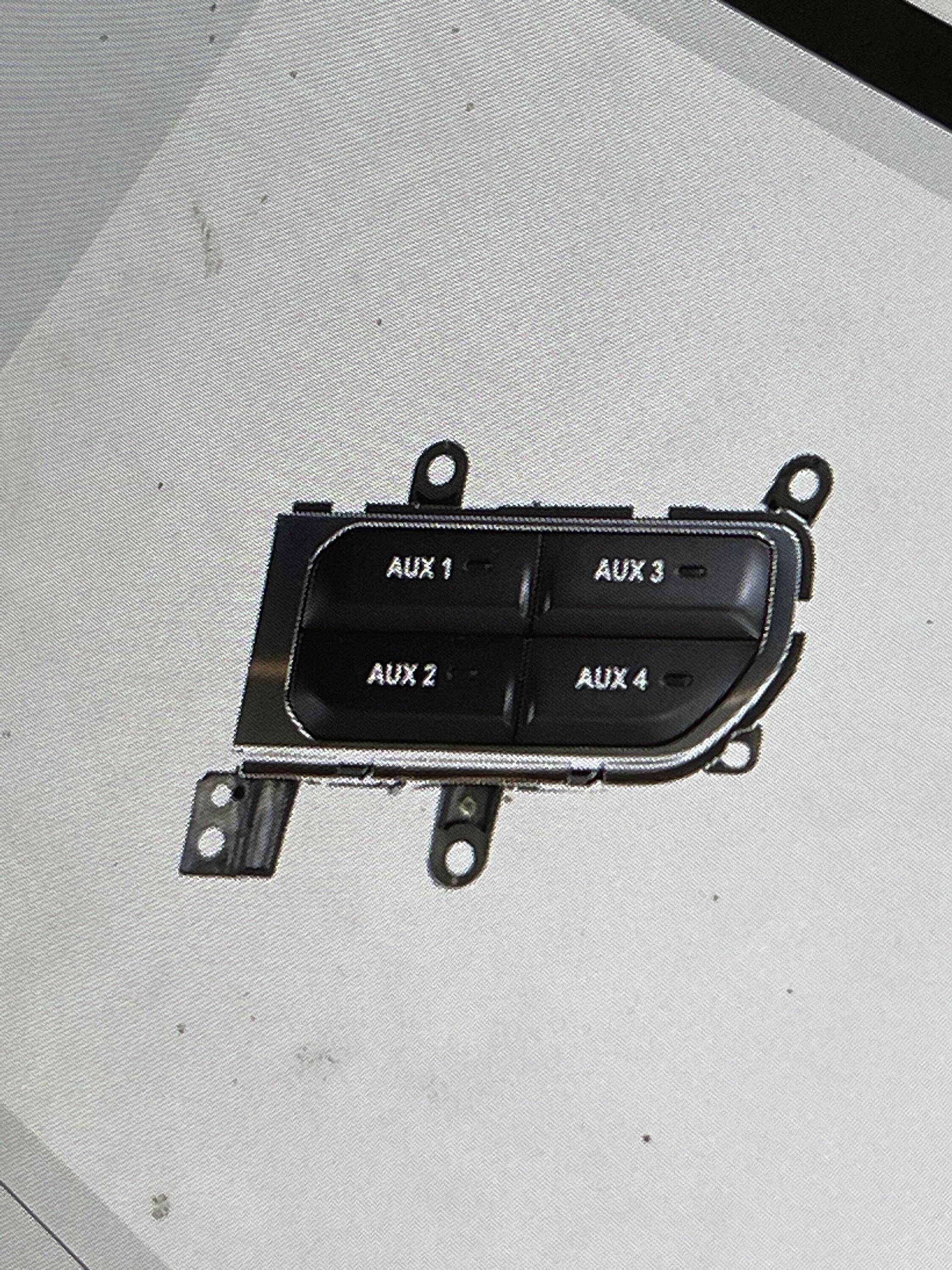 Jeep Gladiator Installing Factory AUX switches EC161CAC-D463-407F-A278-4603C3E56FD2