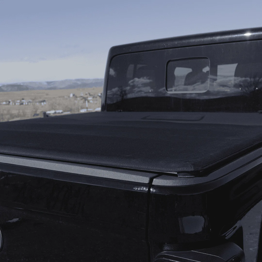 Jeep Gladiator Something about a Tonneau! JT Tonneau PS Vi