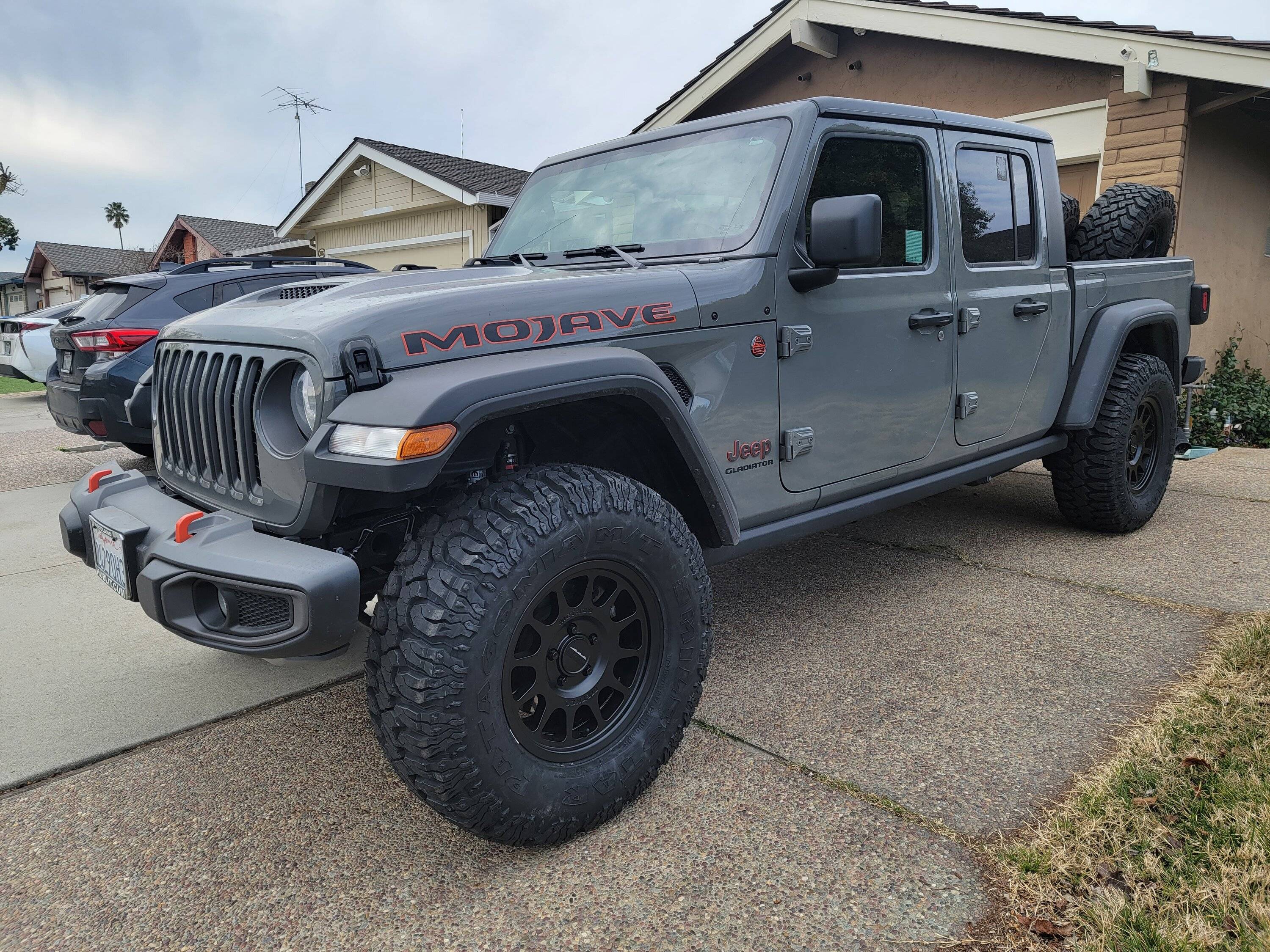 Jeep Gladiator Gladiators on 35s builds photos please! Jee