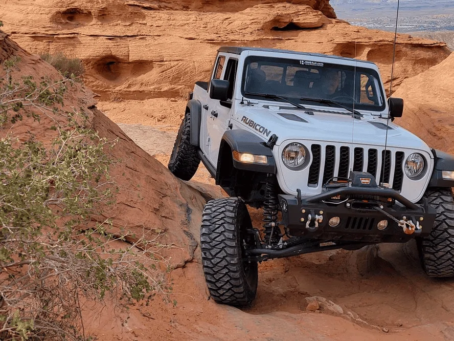 Jeep Gladiator What can a Mojave on 35s NOT do? 1677763520180