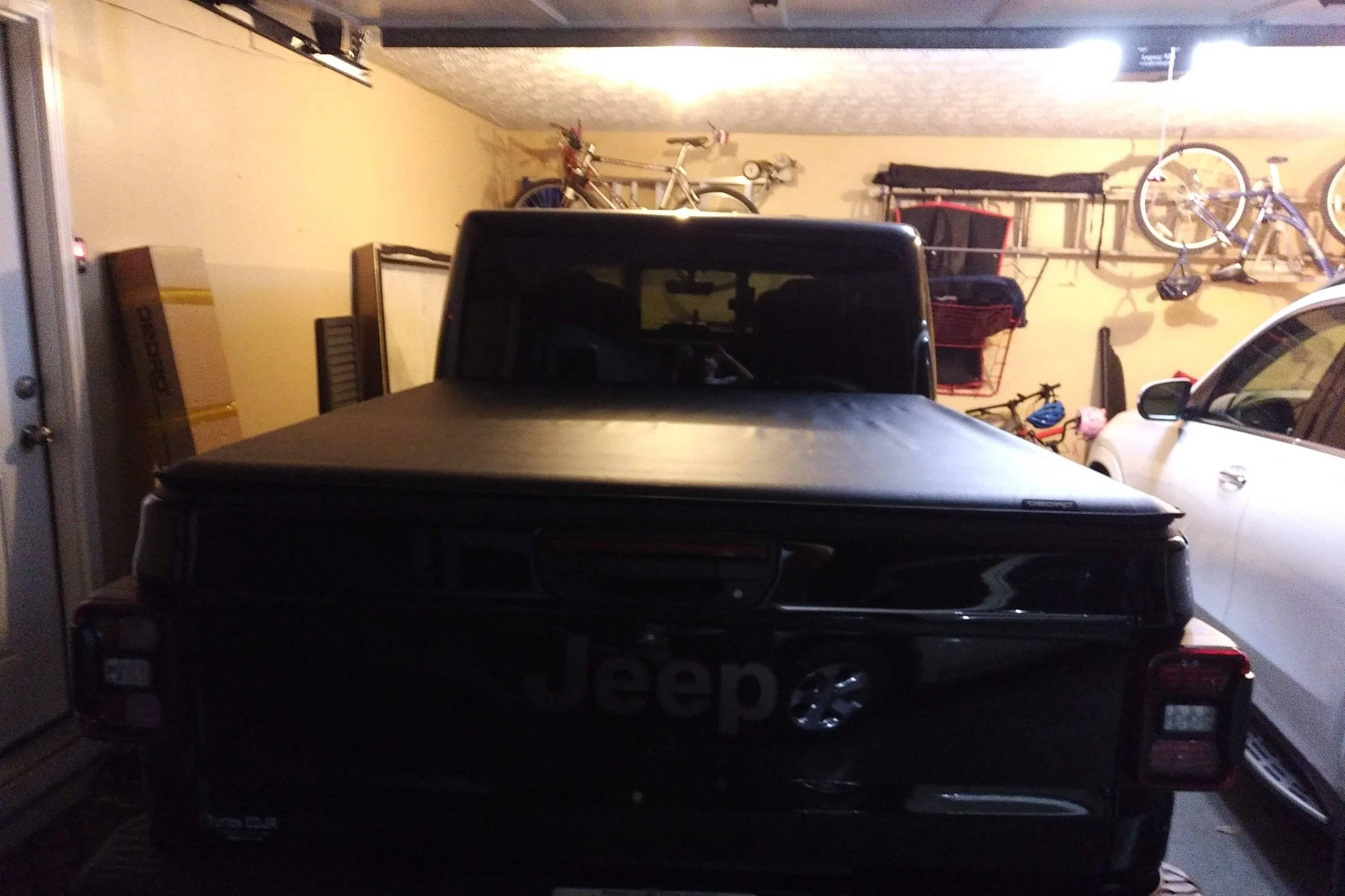 Jeep Gladiator WTB cheap tonneau or other bed cover in Atlanta GA IMG_20230302_2343174