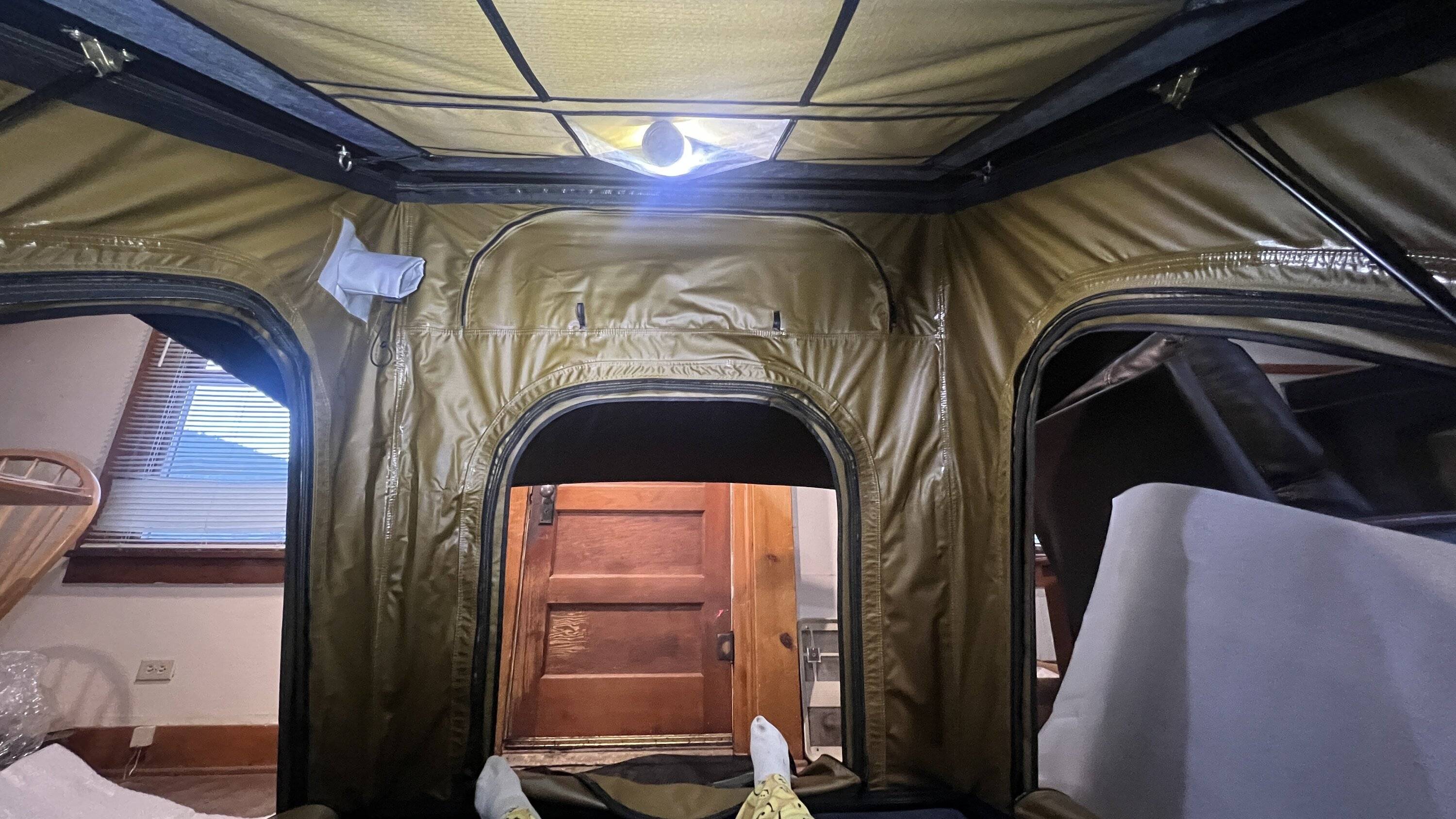 Jeep Gladiator 4x4 Colorado Nimbus RTT installed - review & photos IMG_0095