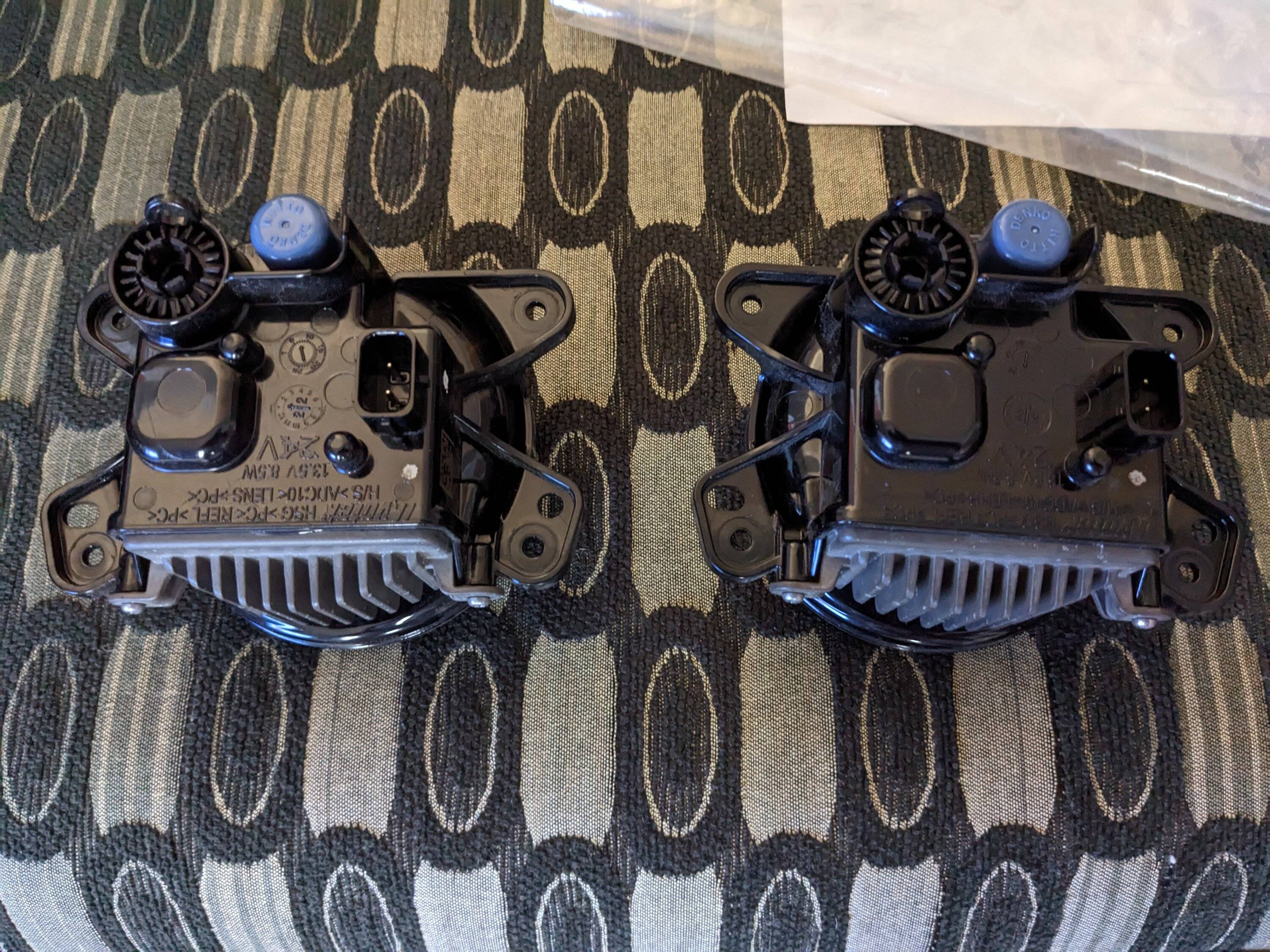 Jeep Gladiator For Sale: OEM LED Fog Lights PXL_20230303_224608332