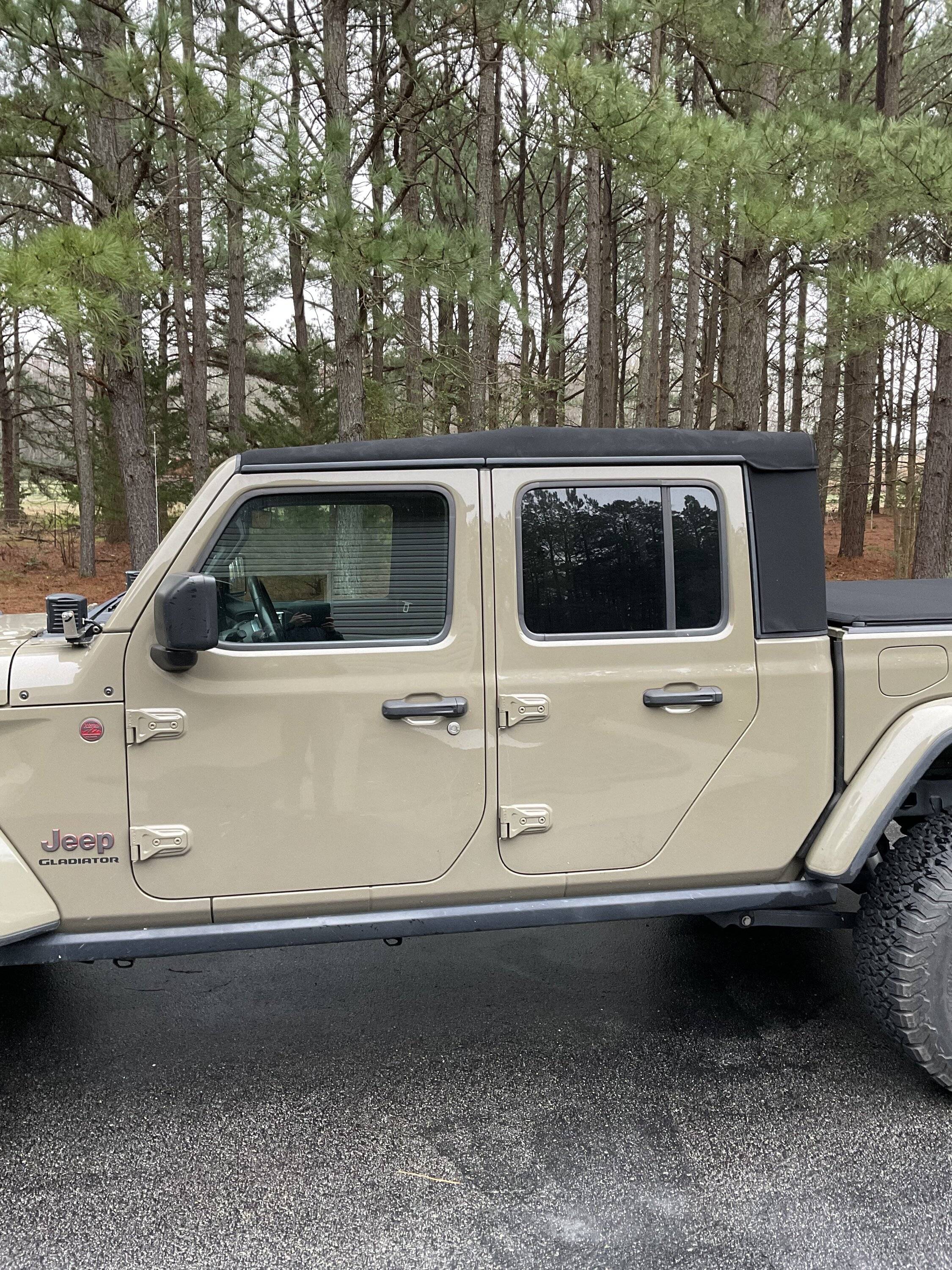 Jeep Gladiator 2020 Premium Soft Top $1000 OBO 618F368E-492F-49AD-8044-56BEBA146C4E