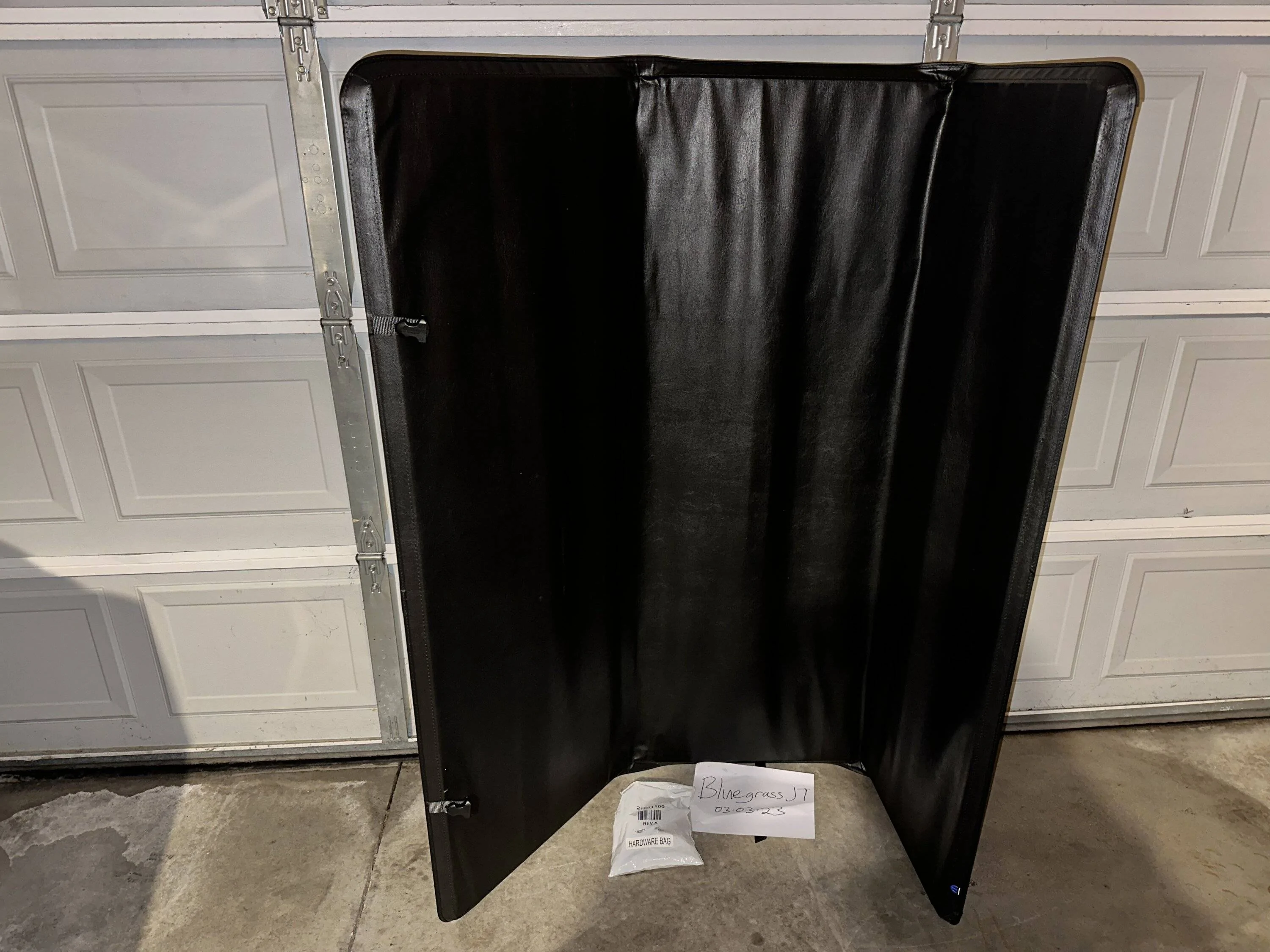 Jeep Gladiator Mopar soft fold up tonneau bed cover F7EFF629-298D-4359-BFD2-2336321CEC80