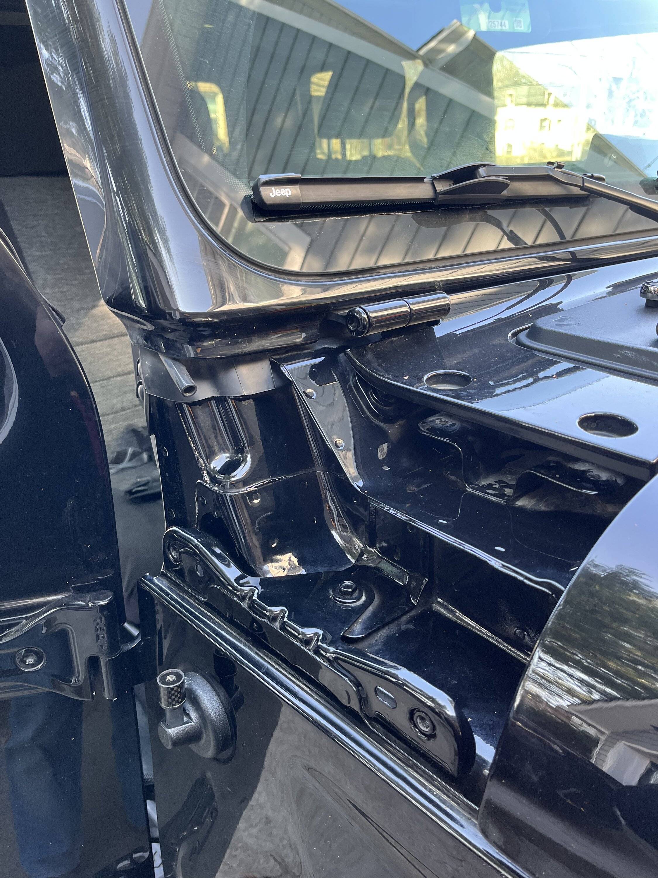 Jeep Gladiator Wind noise reduced 70% 8C13D08A-C269-4FEF-9D29-3B9421F4086A