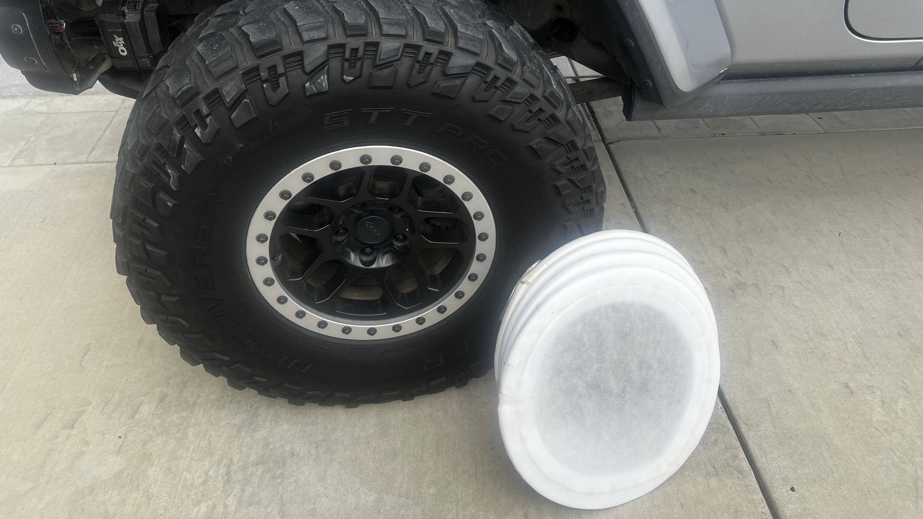 Jeep Gladiator Trade $0 - Mopar functional Beadlock rings for non- Beadlock trim rings A61FF5FD-024C-4F92-8E0F-A1C0790C323B