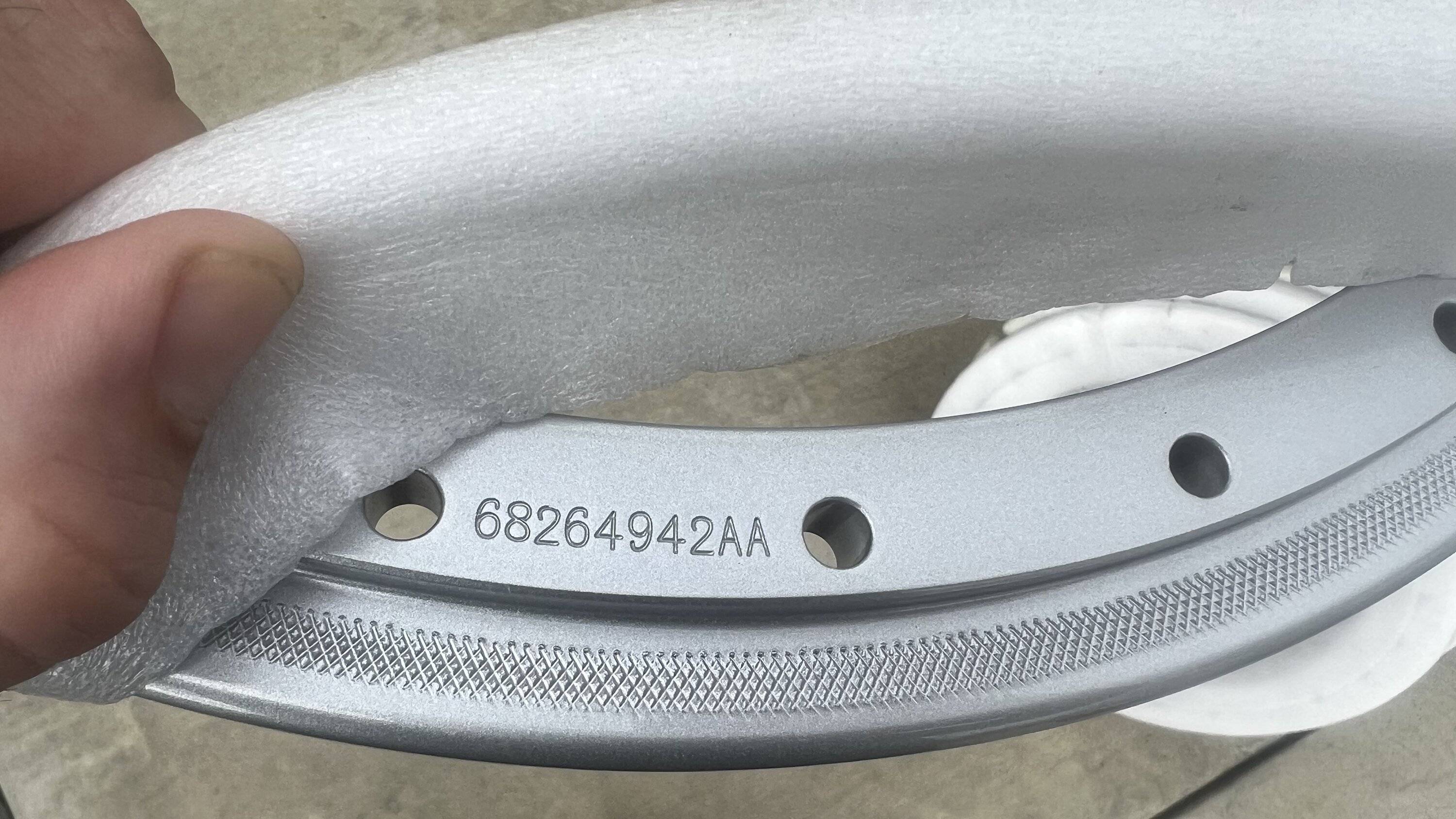 Jeep Gladiator Trade $0 - Mopar functional Beadlock rings for non- Beadlock trim rings 6EBD70B4-7C73-404C-9BD2-41F5CA9C8986