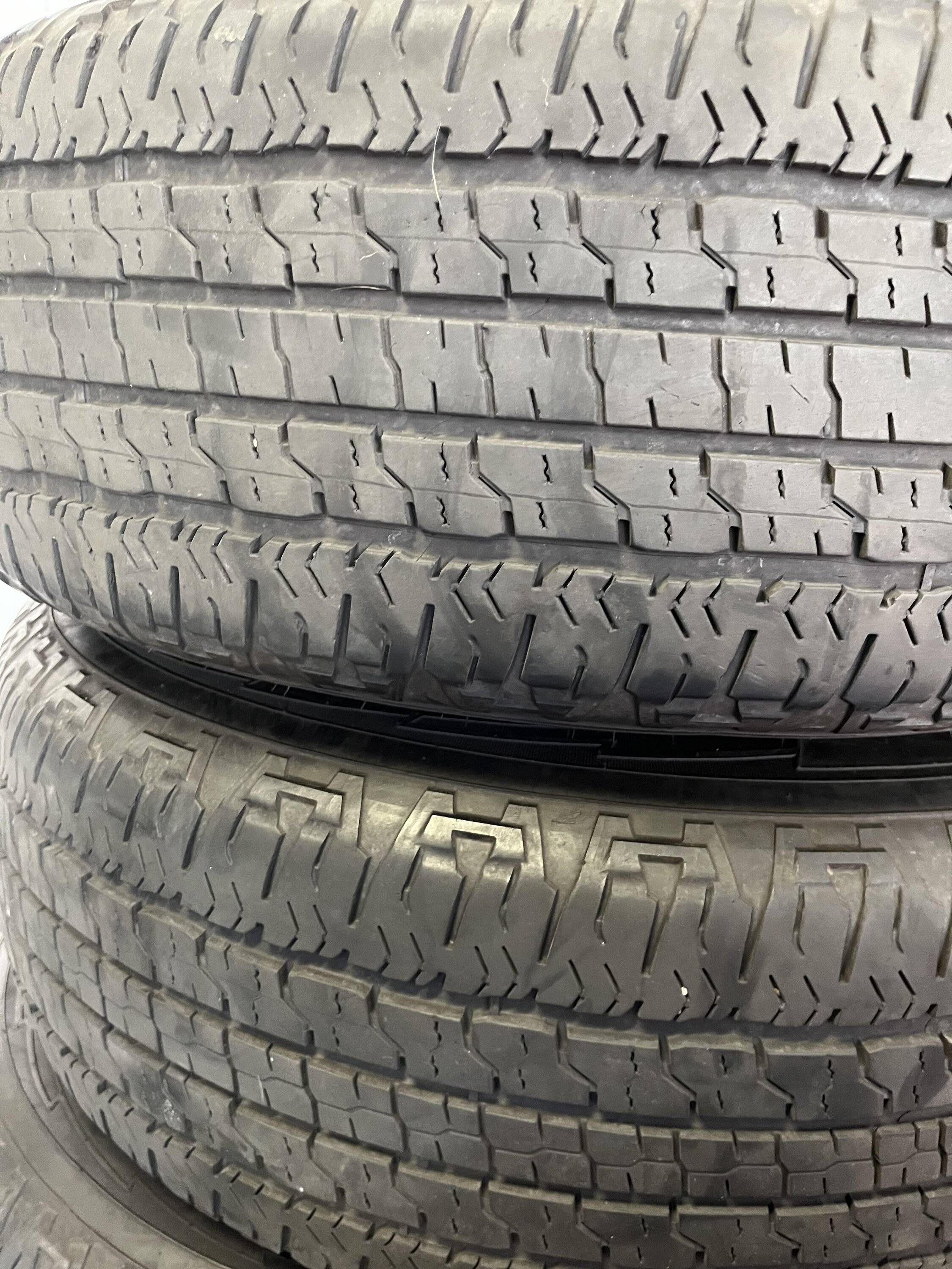 Jeep Gladiator 4 OEM Gladiator Overland  18in wheels & tires $350 OBO BCFAD1A7-BD01-4AFC-80C4-4EFE22A21332