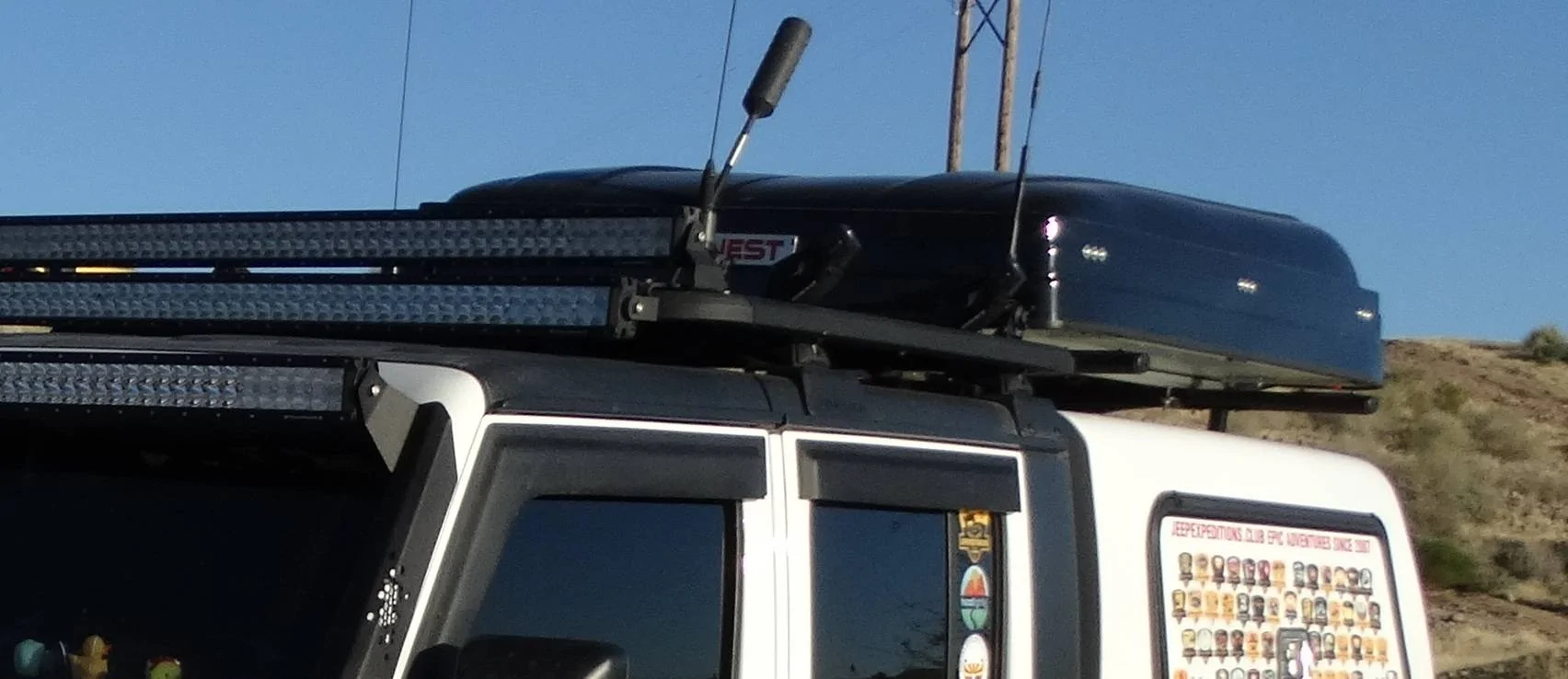 Jeep Gladiator Roof Nest Condor Hard Shell Roof Top Tent DSC00616