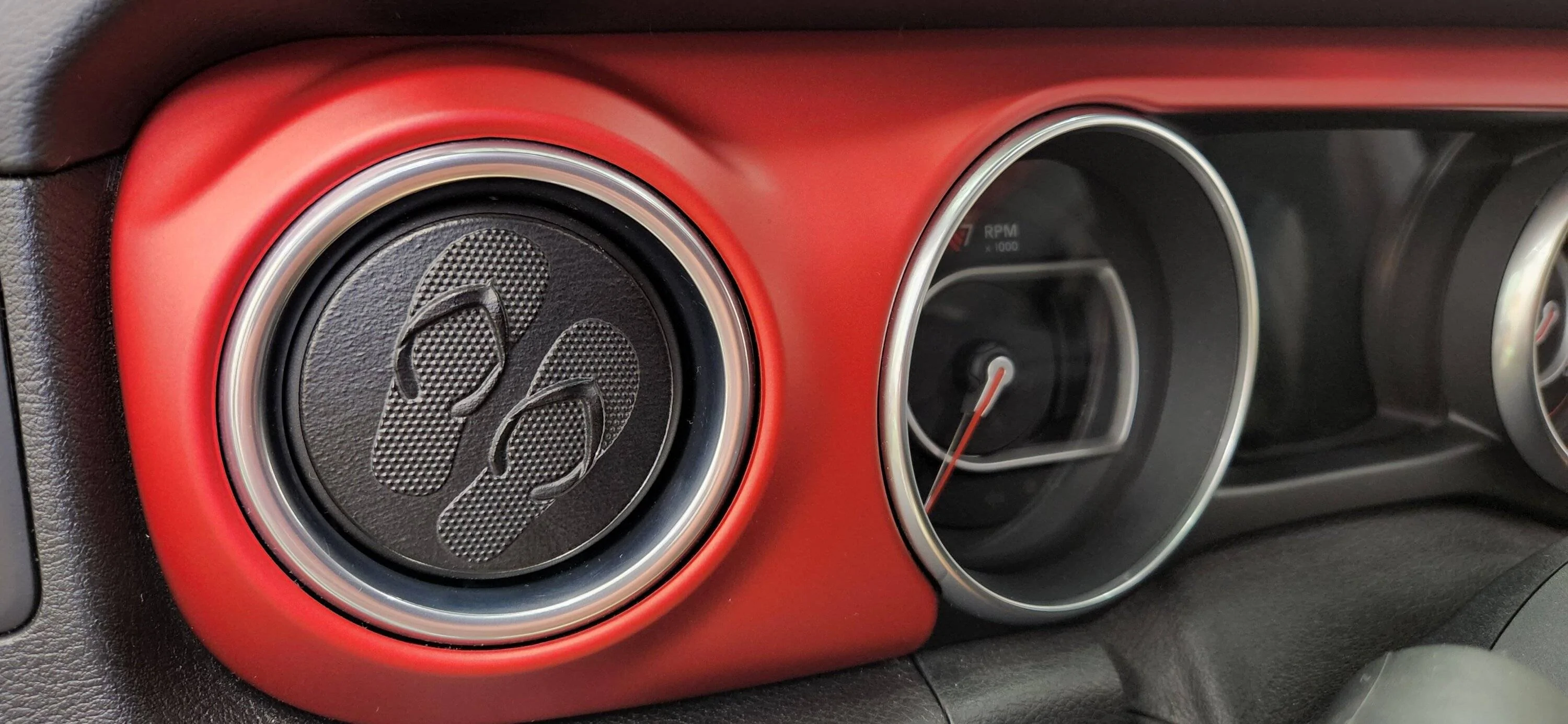 Jeep Gladiator ? ? BADGE Decor- Gladiator ? ? 20220820_083216