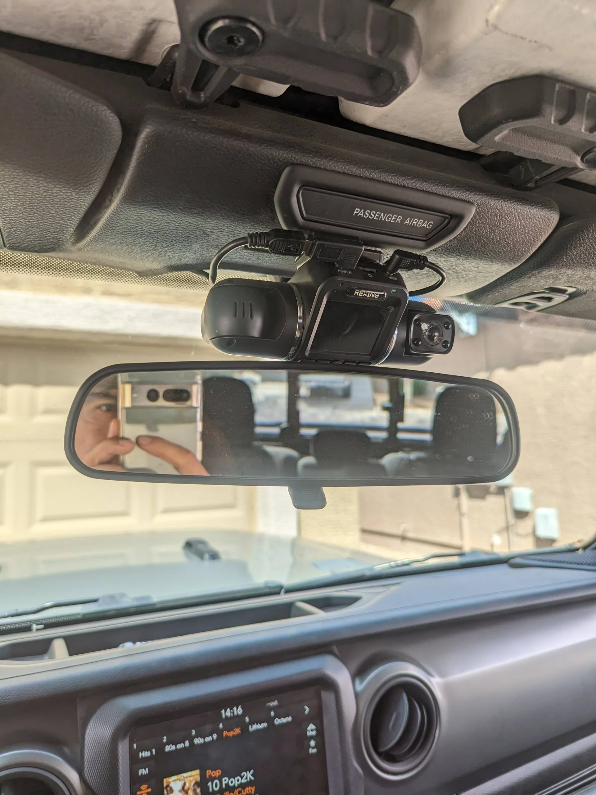 Jeep Gladiator Dash Cam and Mounting PXL_20230305_211614621