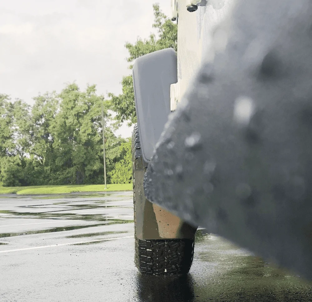 Jeep Gladiator Do mud flaps make a difference (protect my driver's door handle from road grit/mud)? 1678111824657