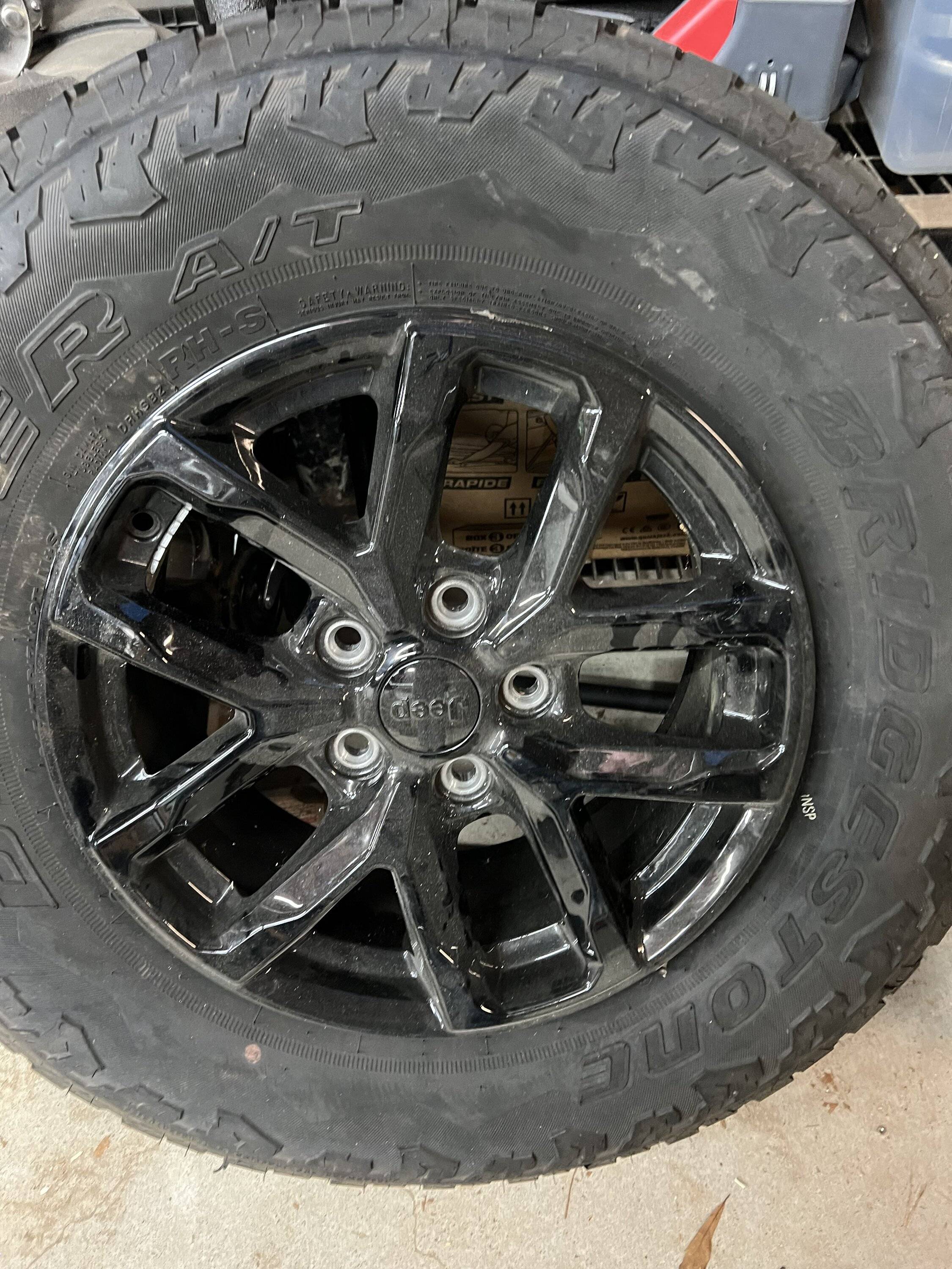 Jeep Gladiator 2021 Jeep Gladiator JT/JL 245/75R17 Bridgestone Dueler ATs IMG_8366