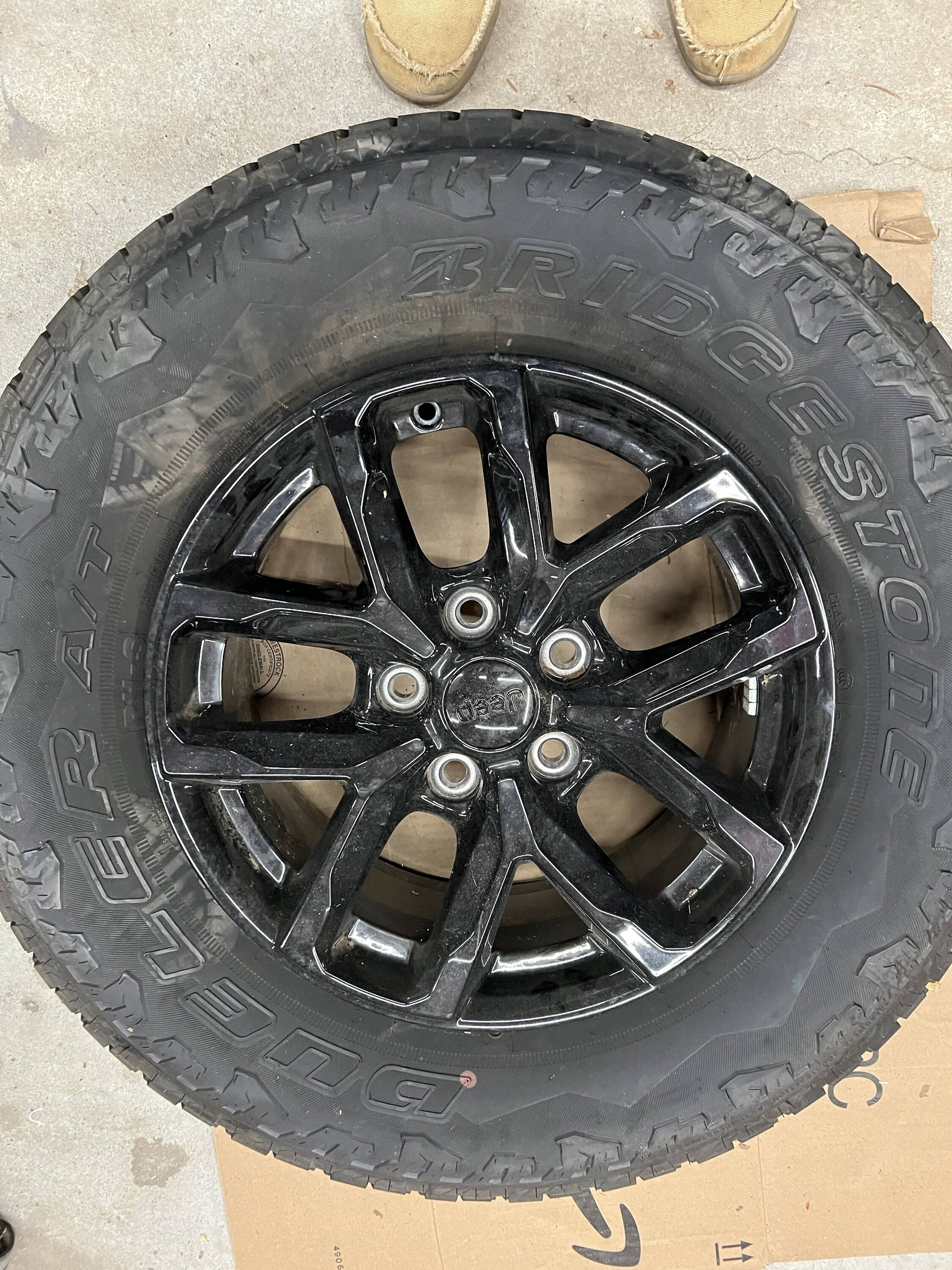 Jeep Gladiator 2021 Jeep Gladiator JT/JL 245/75R17 Bridgestone Dueler ATs IMG_8368