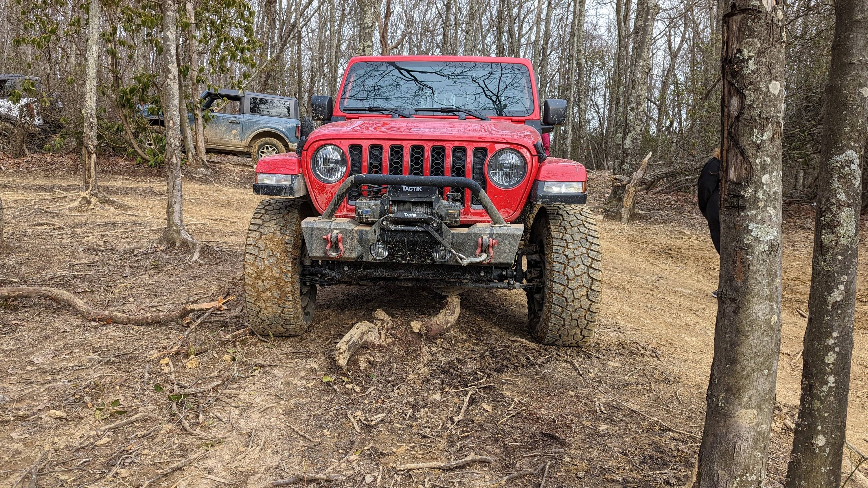Jeep Gladiator FIRECRACKER RED Gladiator JT Club PXL_20230219_212928576