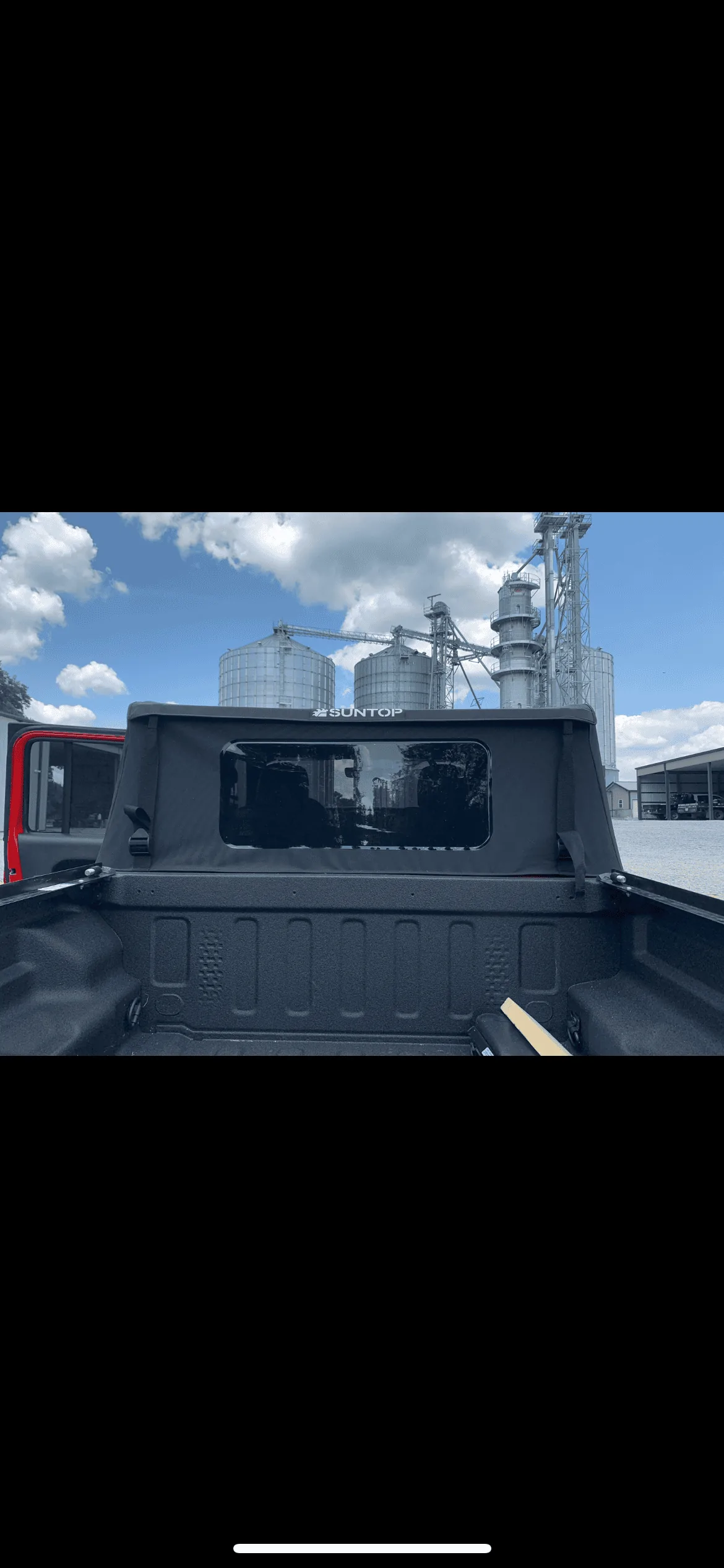Jeep Gladiator Suntop Soft top $700 06CC59B3-4A54-4F68-819E-9A6FC33A4658