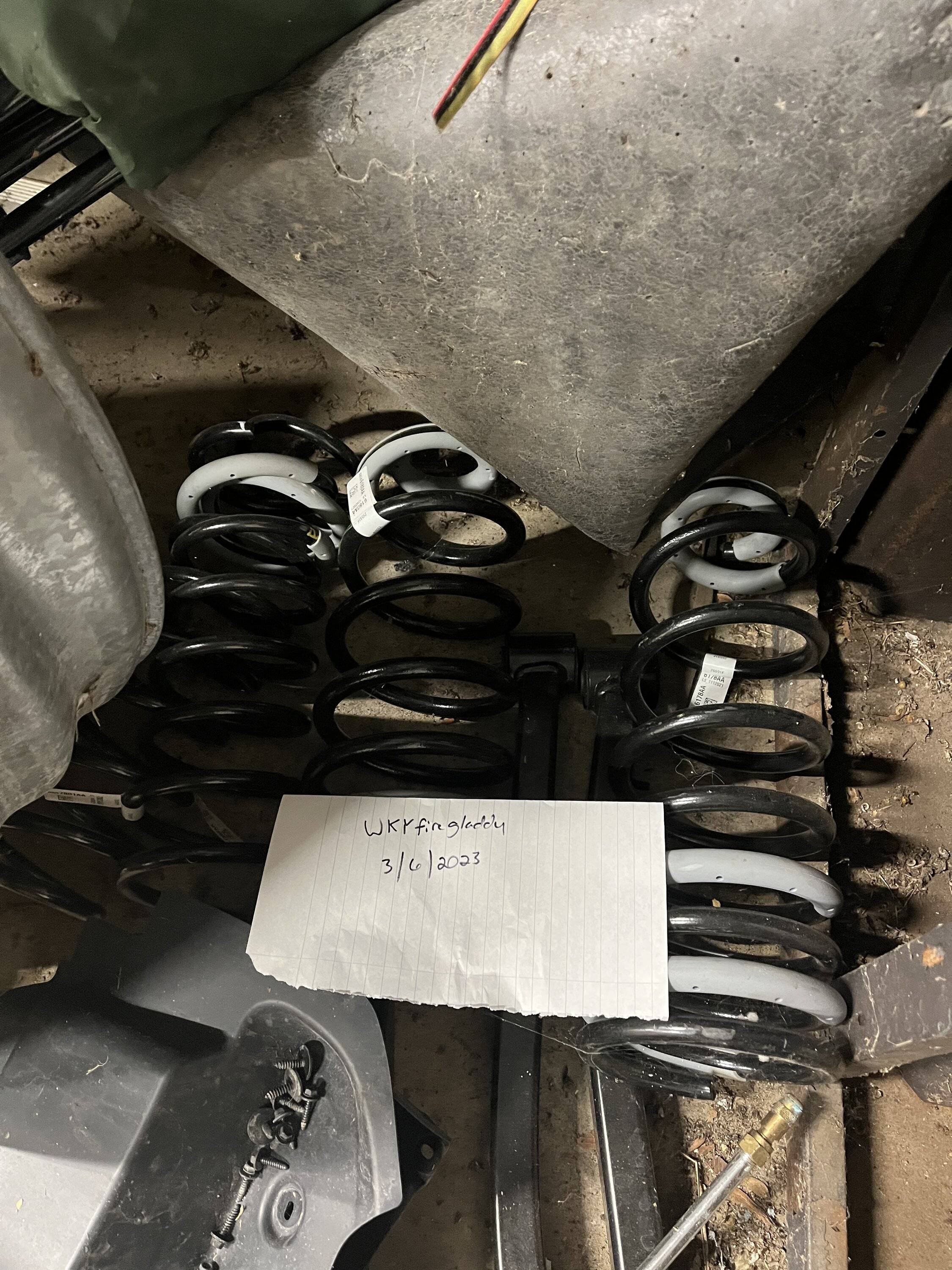 Jeep Gladiator Max Tow stock suspension $100 3CC07E13-6A84-42D1-B839-39E21421785F