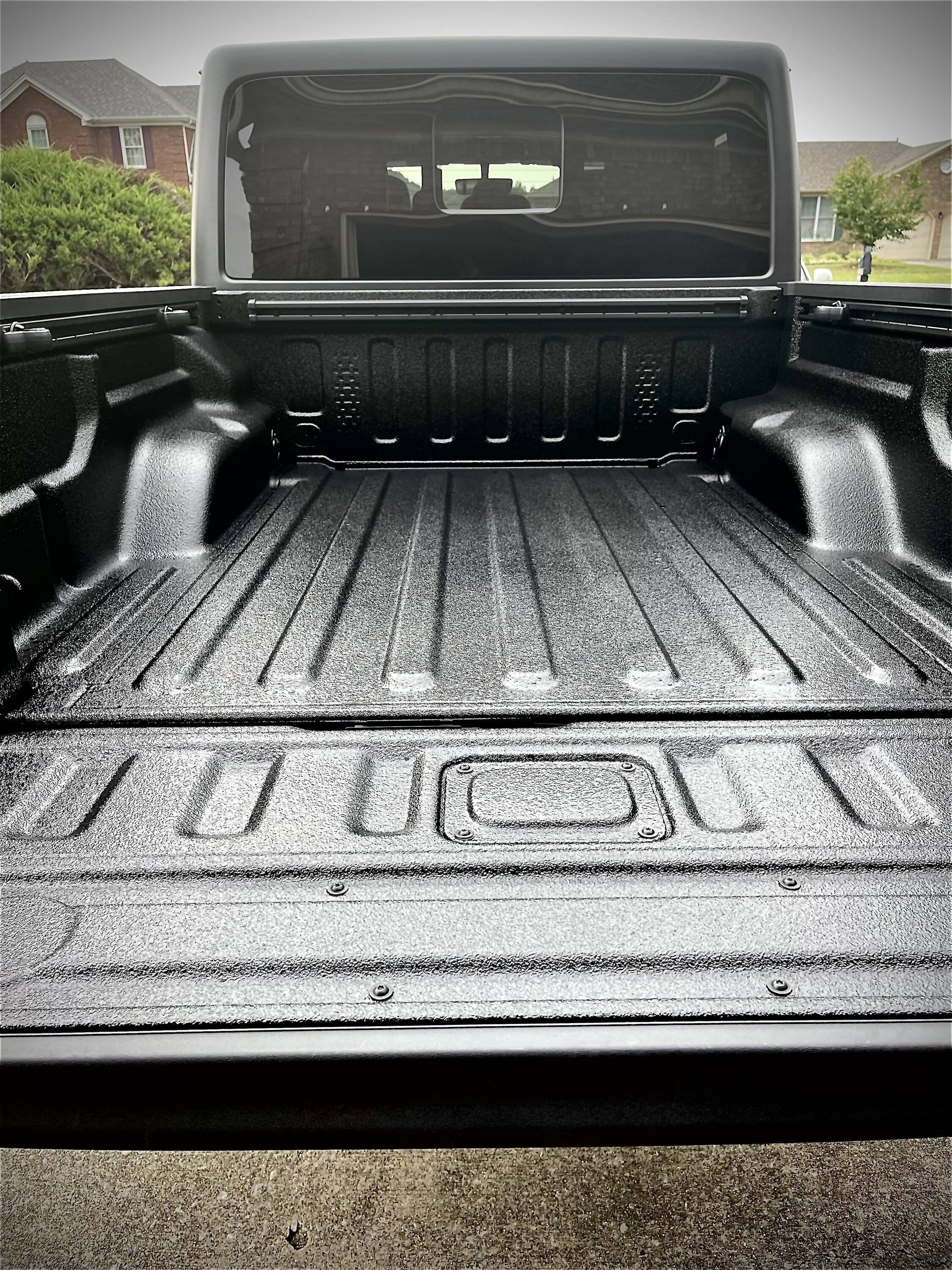 Jeep Gladiator Spray In Bed Liner Coverage Pictures CA11C0C0-195A-44AF-A938-5901313C4353