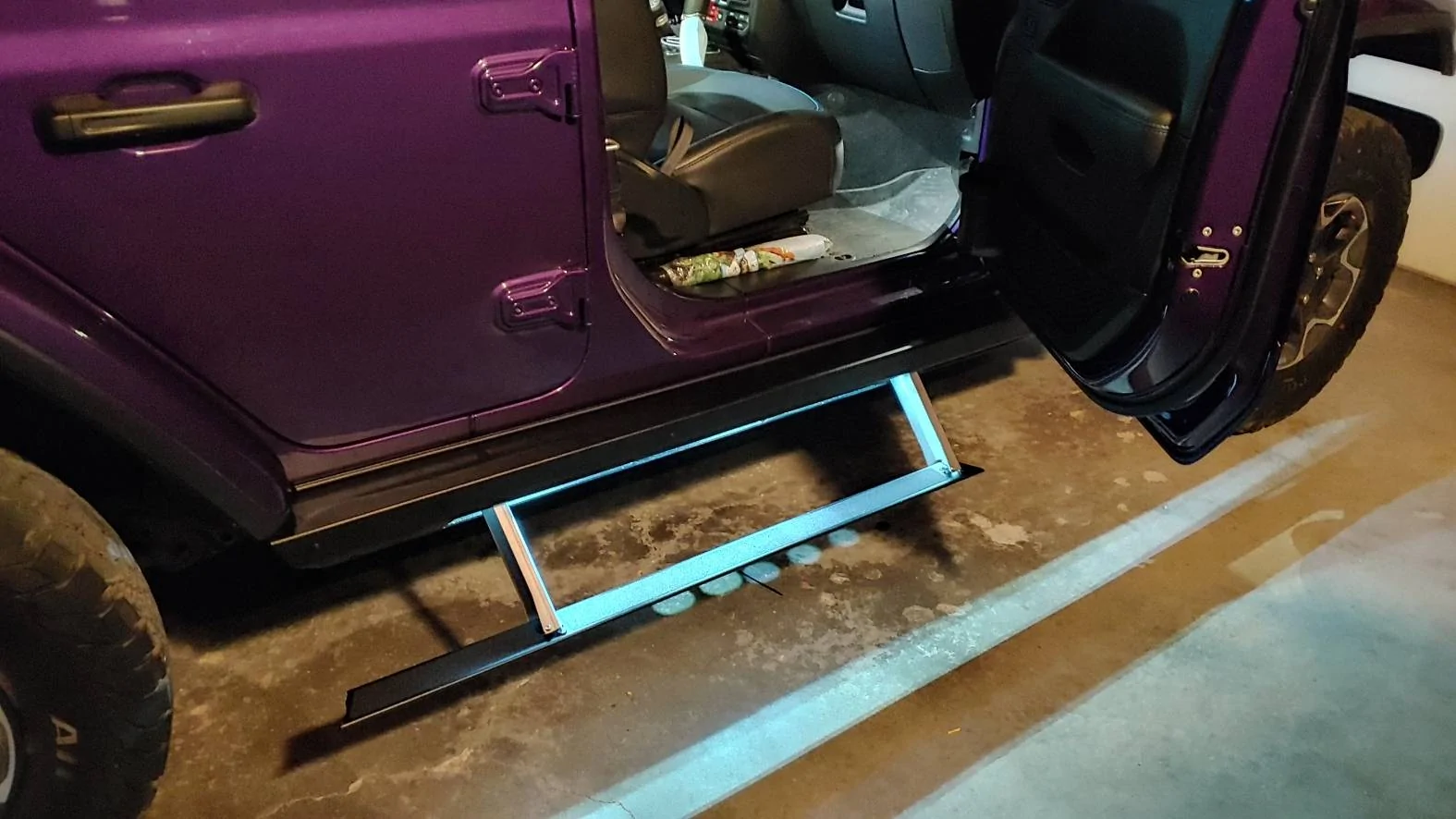 Jeep Gladiator Power running boards 20230306_173635_HDR