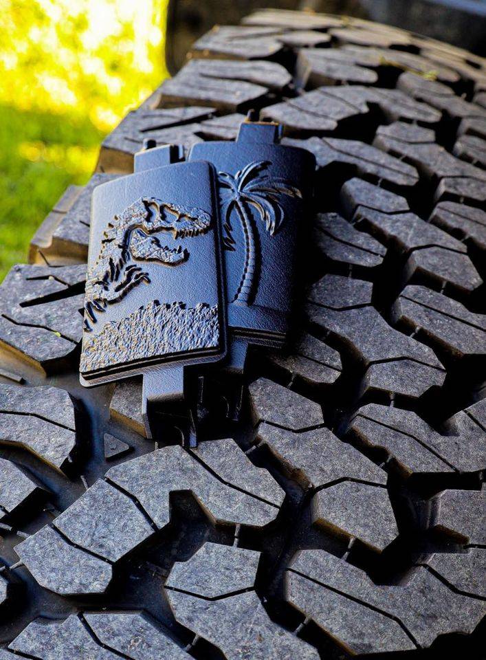 Jeep Gladiator ?? T-Rex .... Must Go Faster! ? iyiuiu
