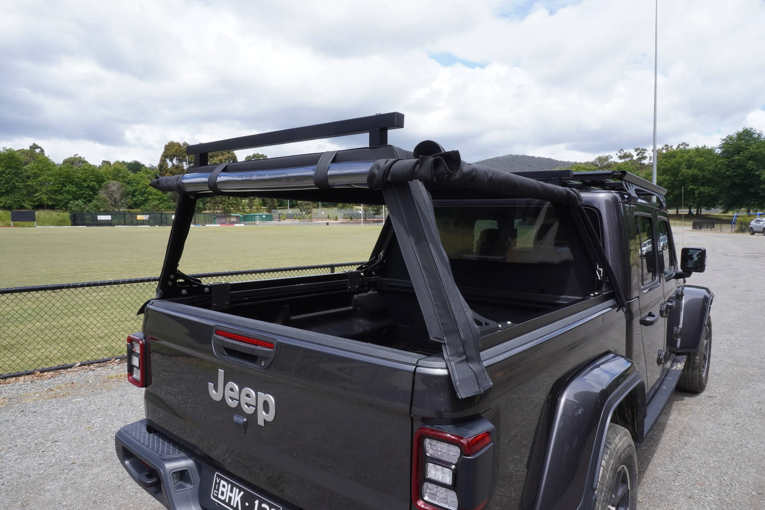 Jeep Gladiator Anyone using this soft cap (from wild-top.com)? Sides Rolled