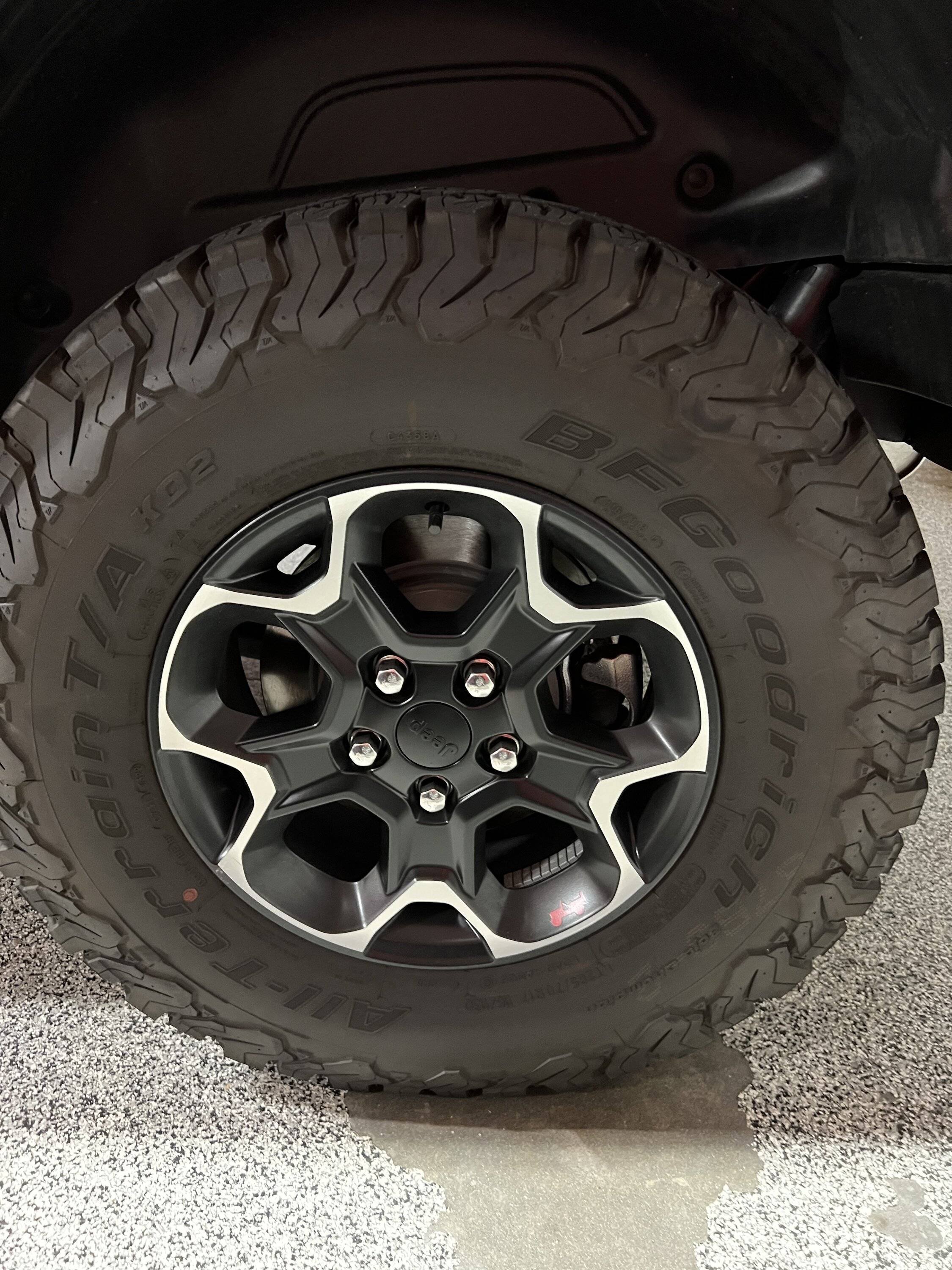 Jeep Gladiator Rubicon Take Offs 60432BB3-6E4F-44C3-9440-BF3AC17CDB0A
