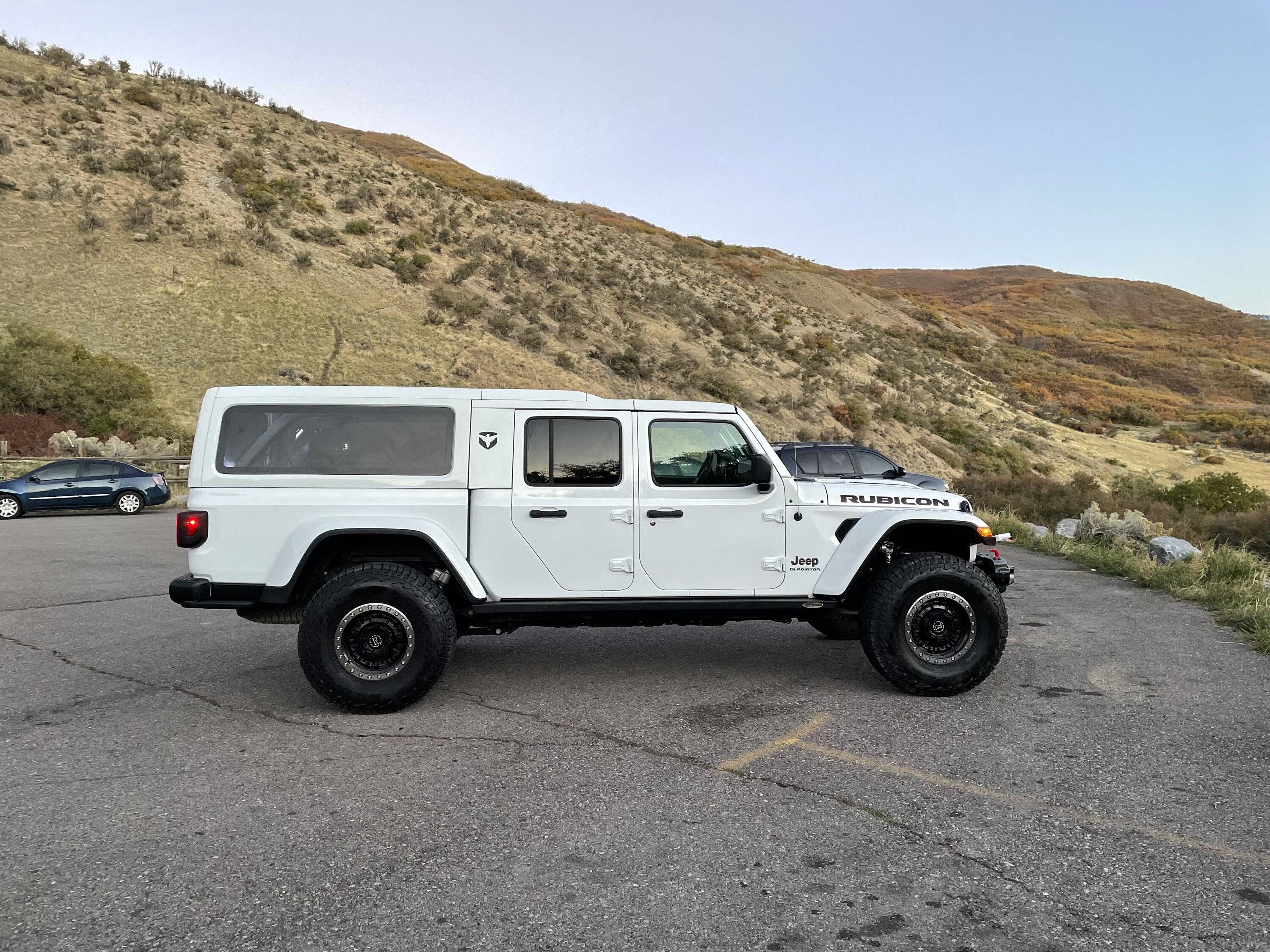 Jeep Gladiator 7 passenger Gladiator IMG_4158