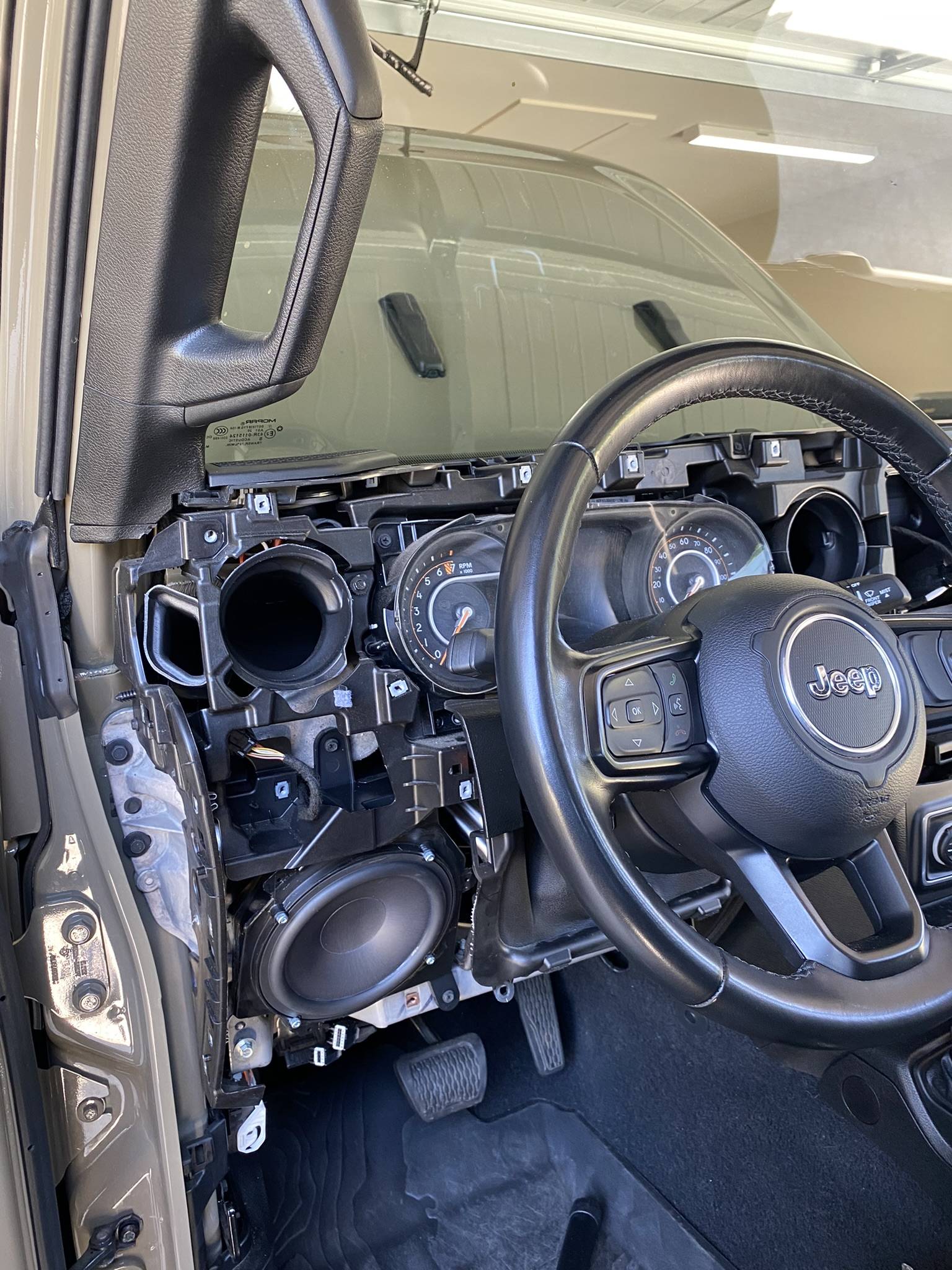 Jeep Gladiator Impact of knee panel speaker upgrade? C635E755-EEE5-4742-85FF-C873AEB4BA43