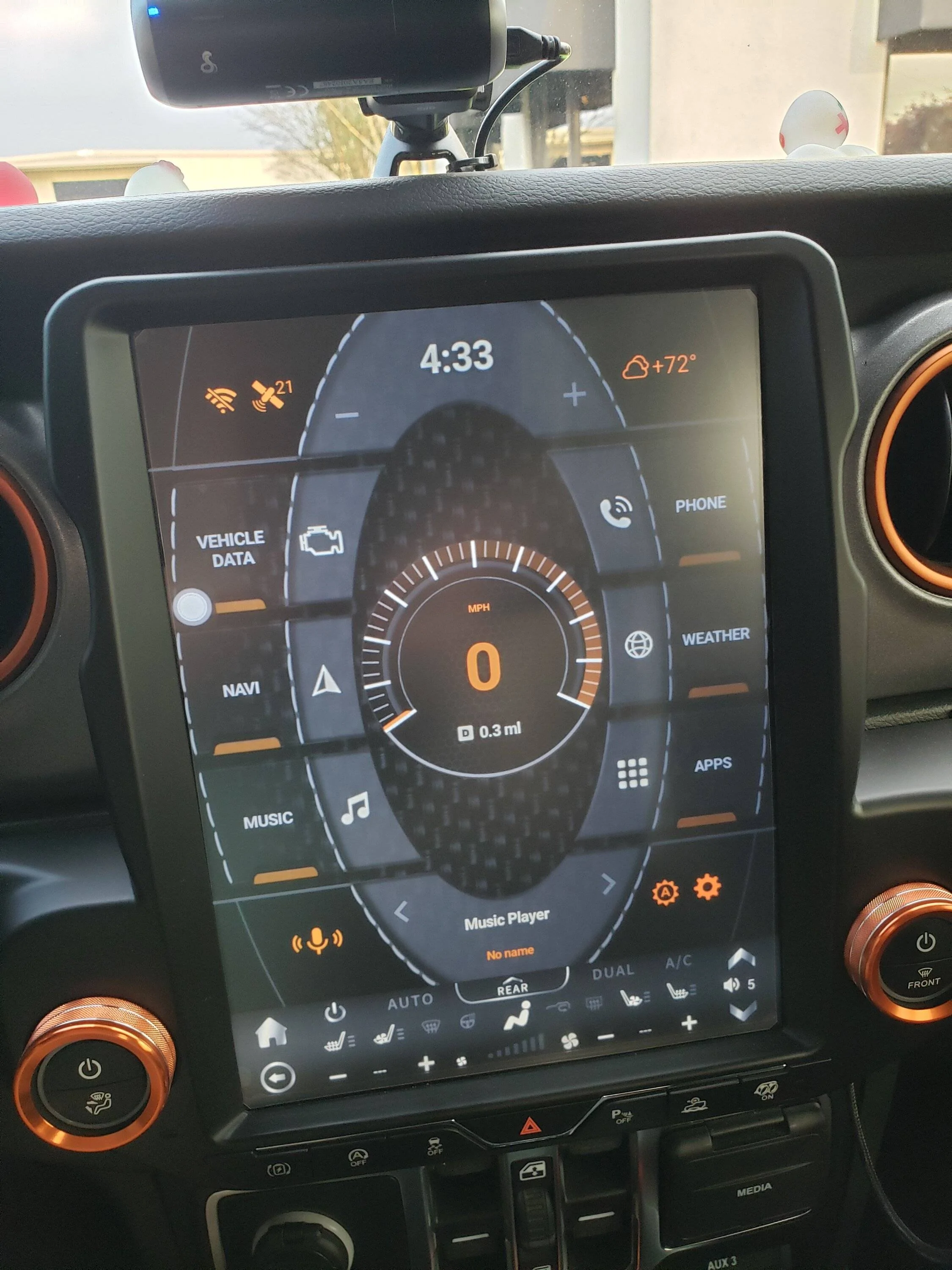 Jeep Gladiator 8.4" Radio Head Unit (Difference between Mopar & Nismopar) 20230308_163304 (004)