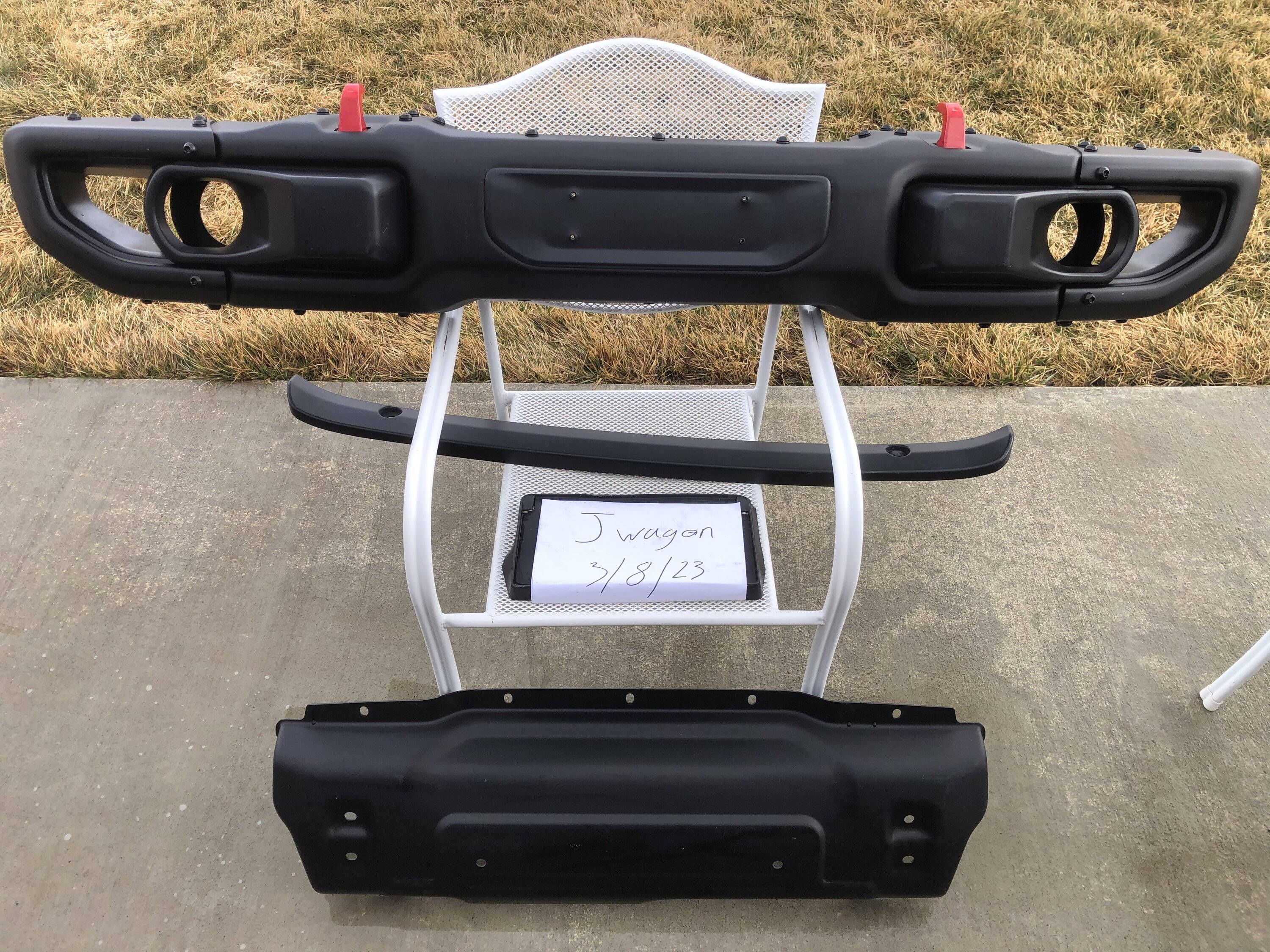 Jeep Gladiator Rubicon Steel Front Bumper F6EAAFEE-77A5-46F6-BEA2-62BA67E39B7F