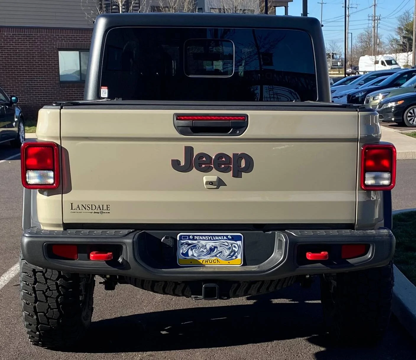 Jeep Gladiator Looking at the Gladiator from behind.... Back_2