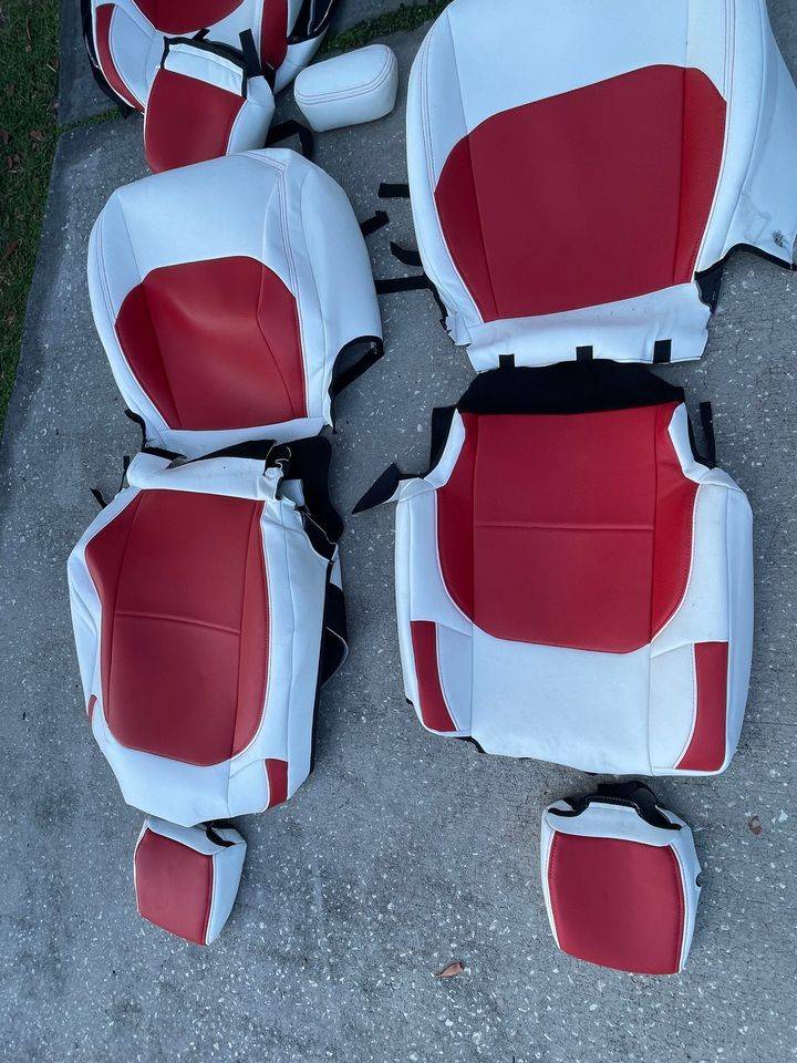 Jeep Gladiator Custom Red/White PRP Vinyl Seat covers BFC0EADC-971F-4455-8D71-8DC3CB286CD9